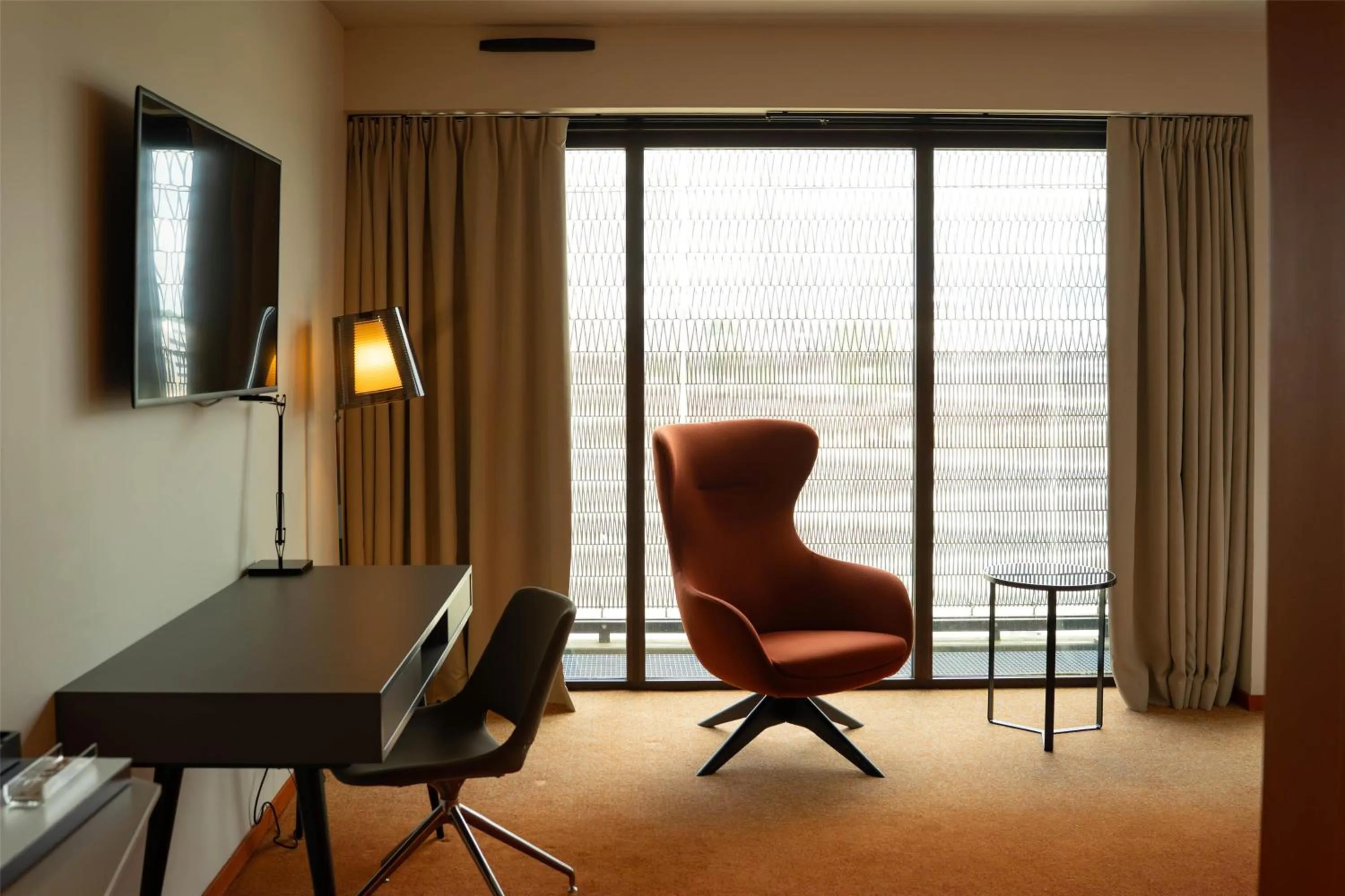 Bedroom in Radisson Blu Hotel Bordeaux