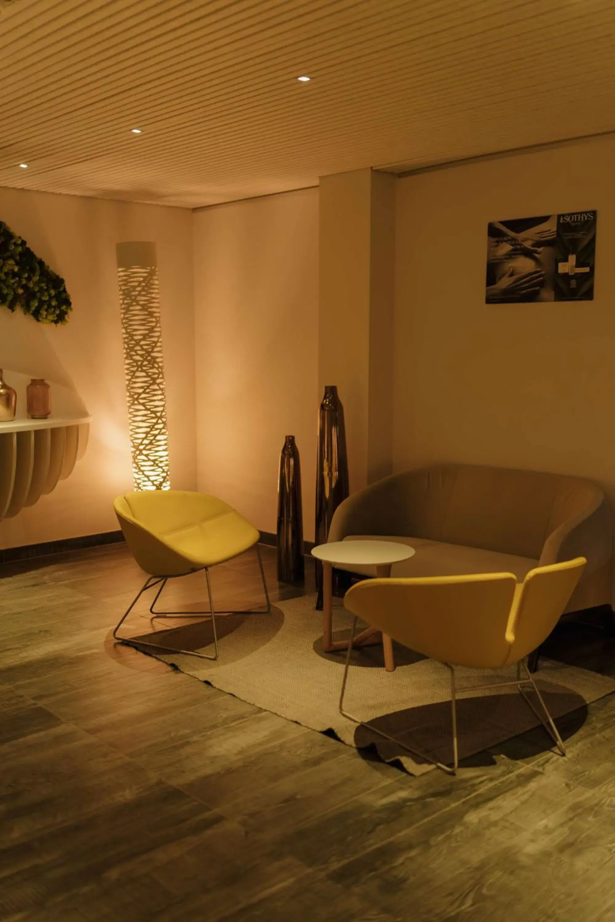 Spa and wellness centre/facilities in Radisson Blu Hotel Bordeaux Spa and wellness centre/facilities in Radisson Blu Hotel Bordeaux