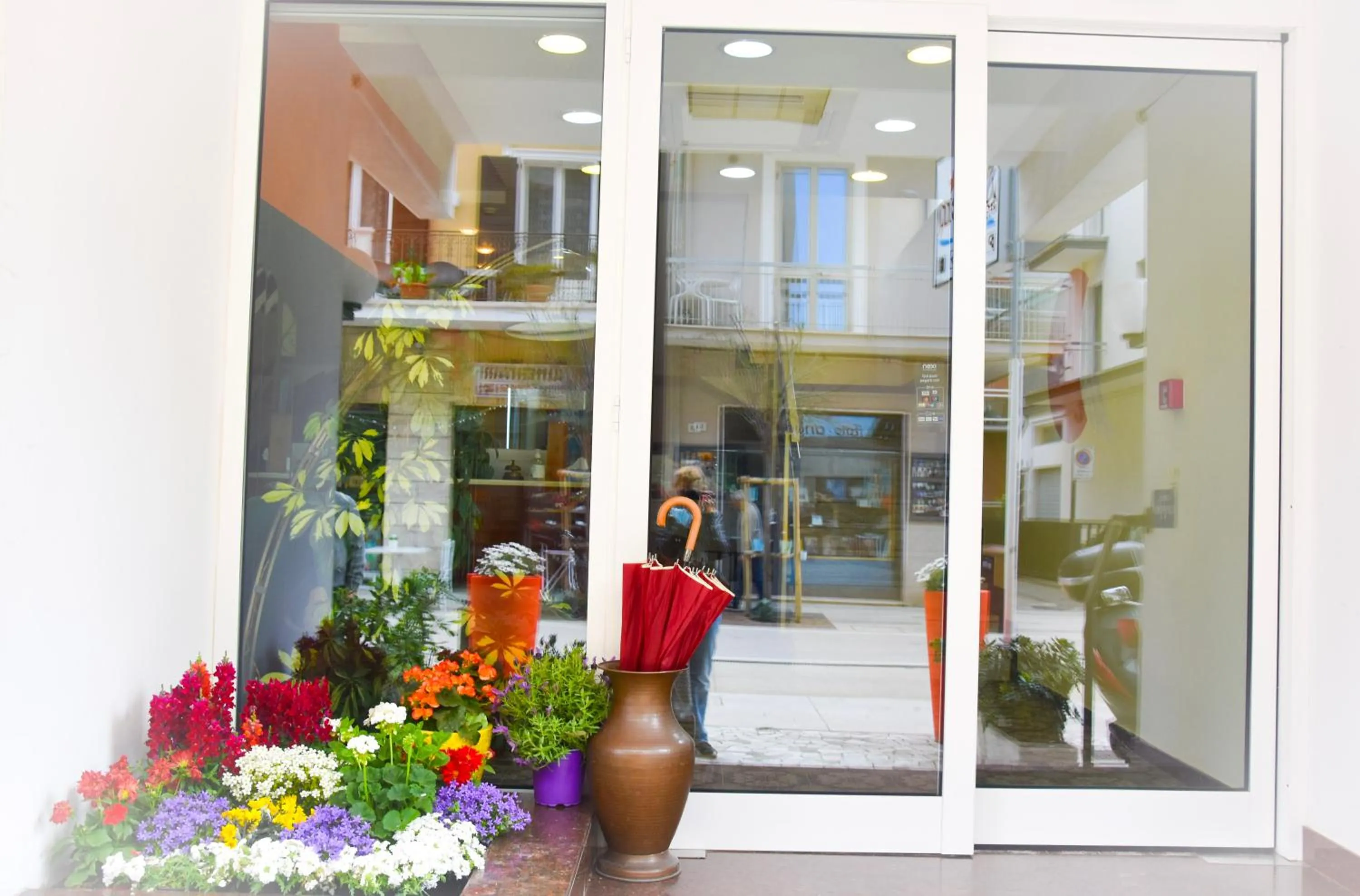 Facade/entrance in Hotel Suprem sul Mare
