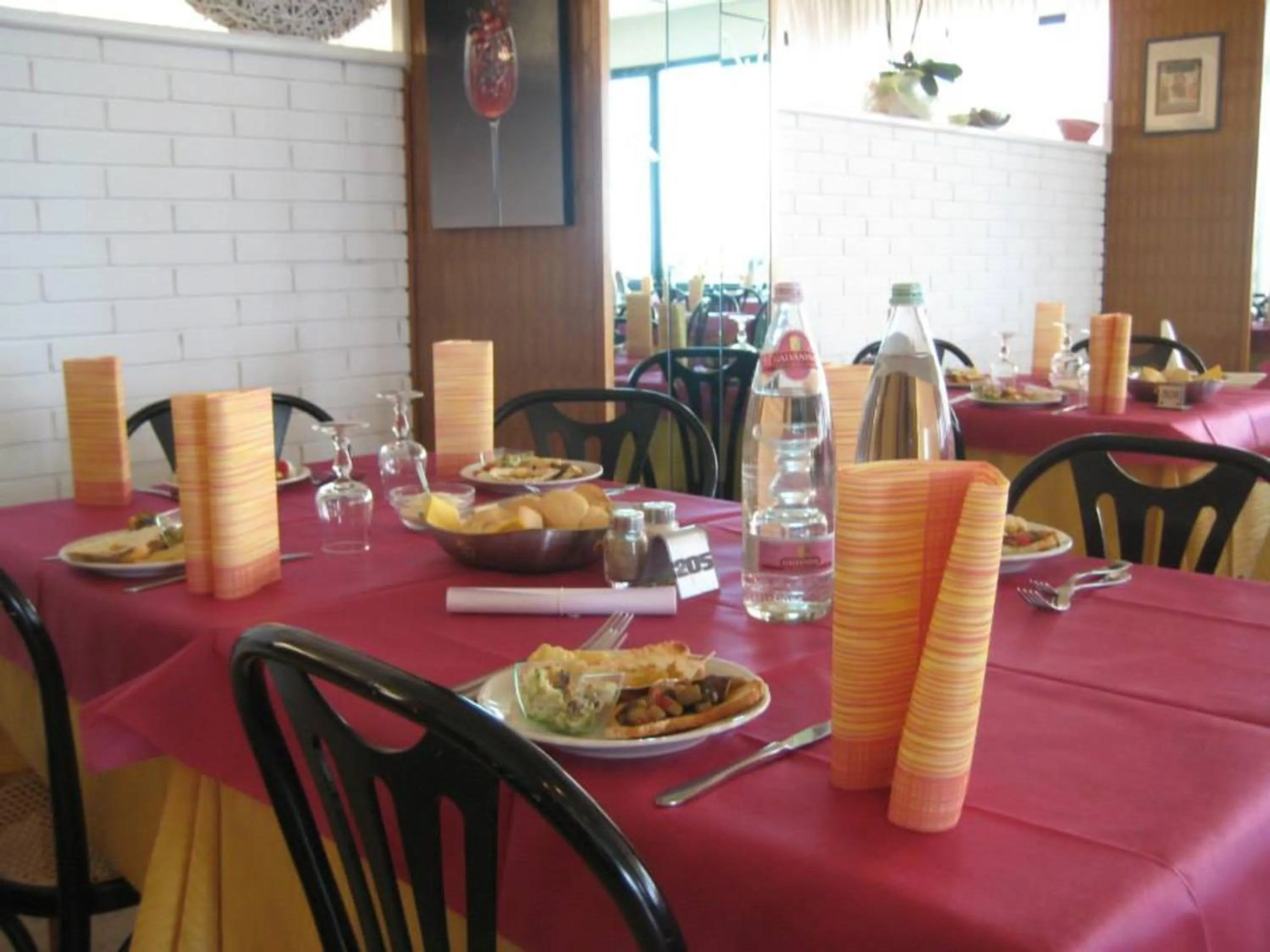 Restaurant/places to eat in Hotel Suprem sul Mare