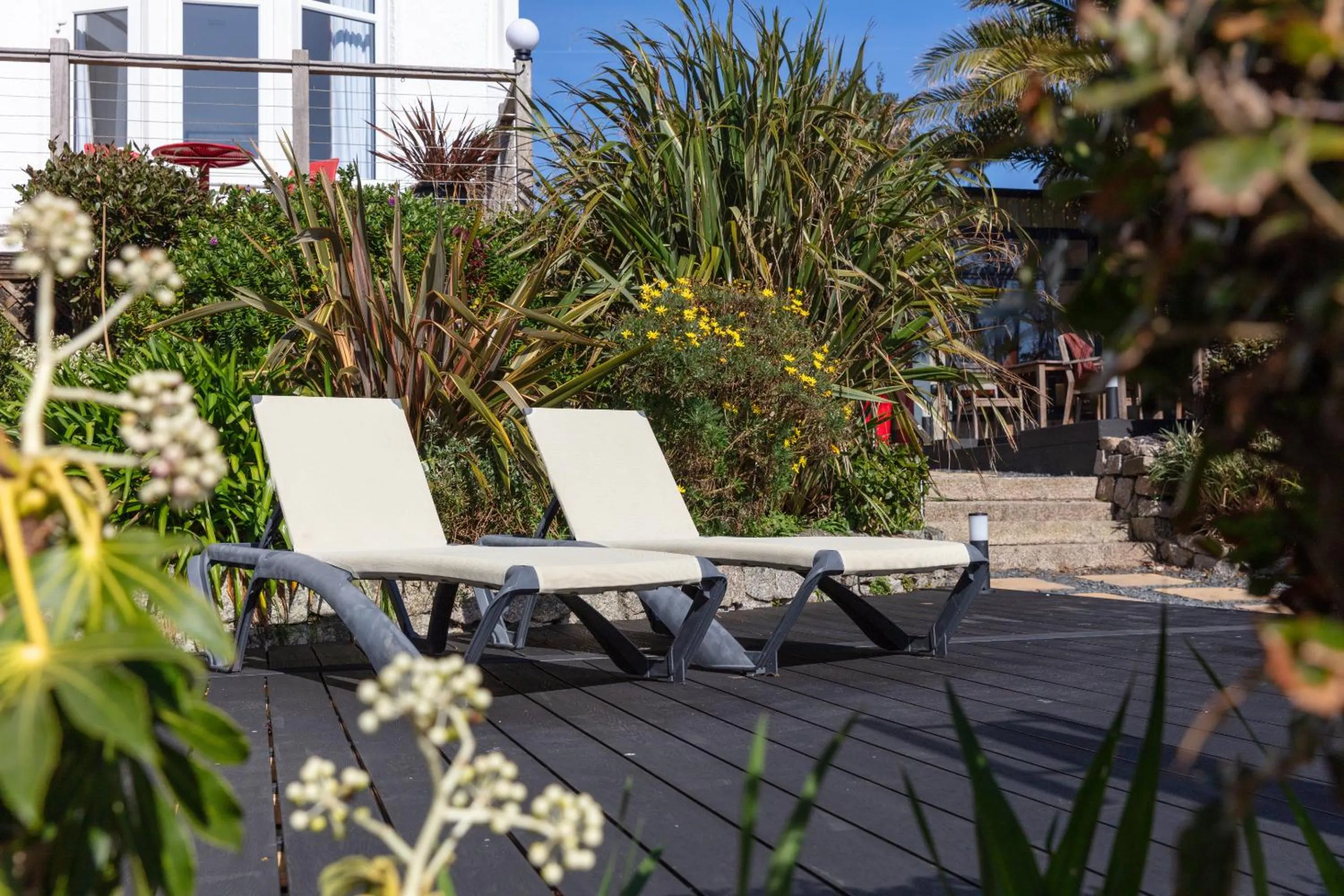 Garden in Chelsea House Holiday Apartments