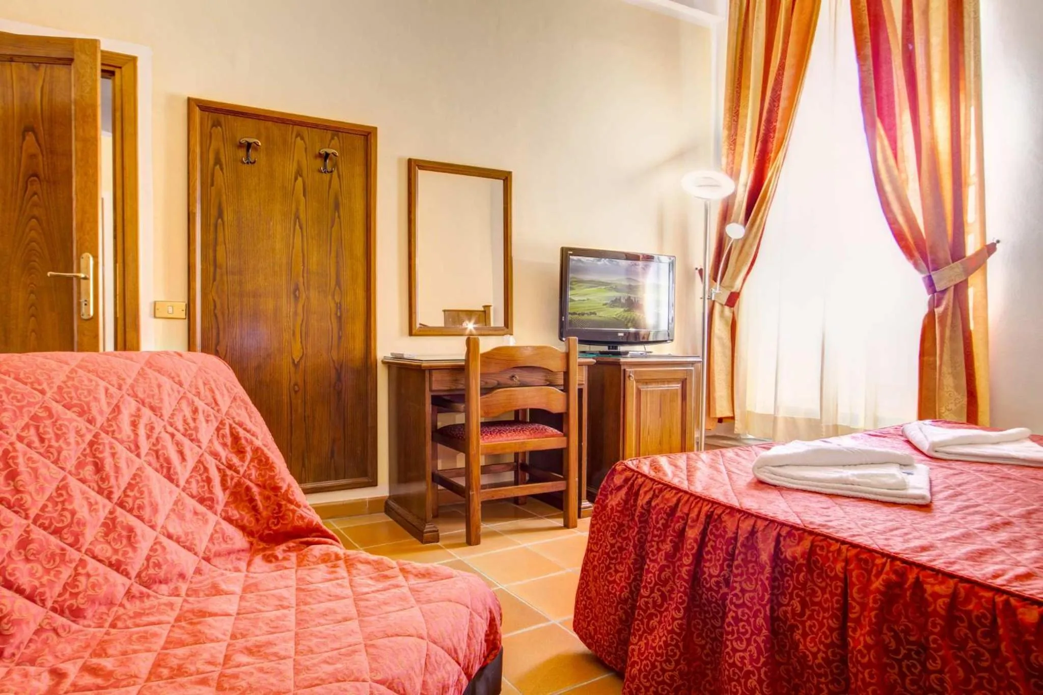 Photo of the whole room, Bed in Hotel Residence Villa Rioddi