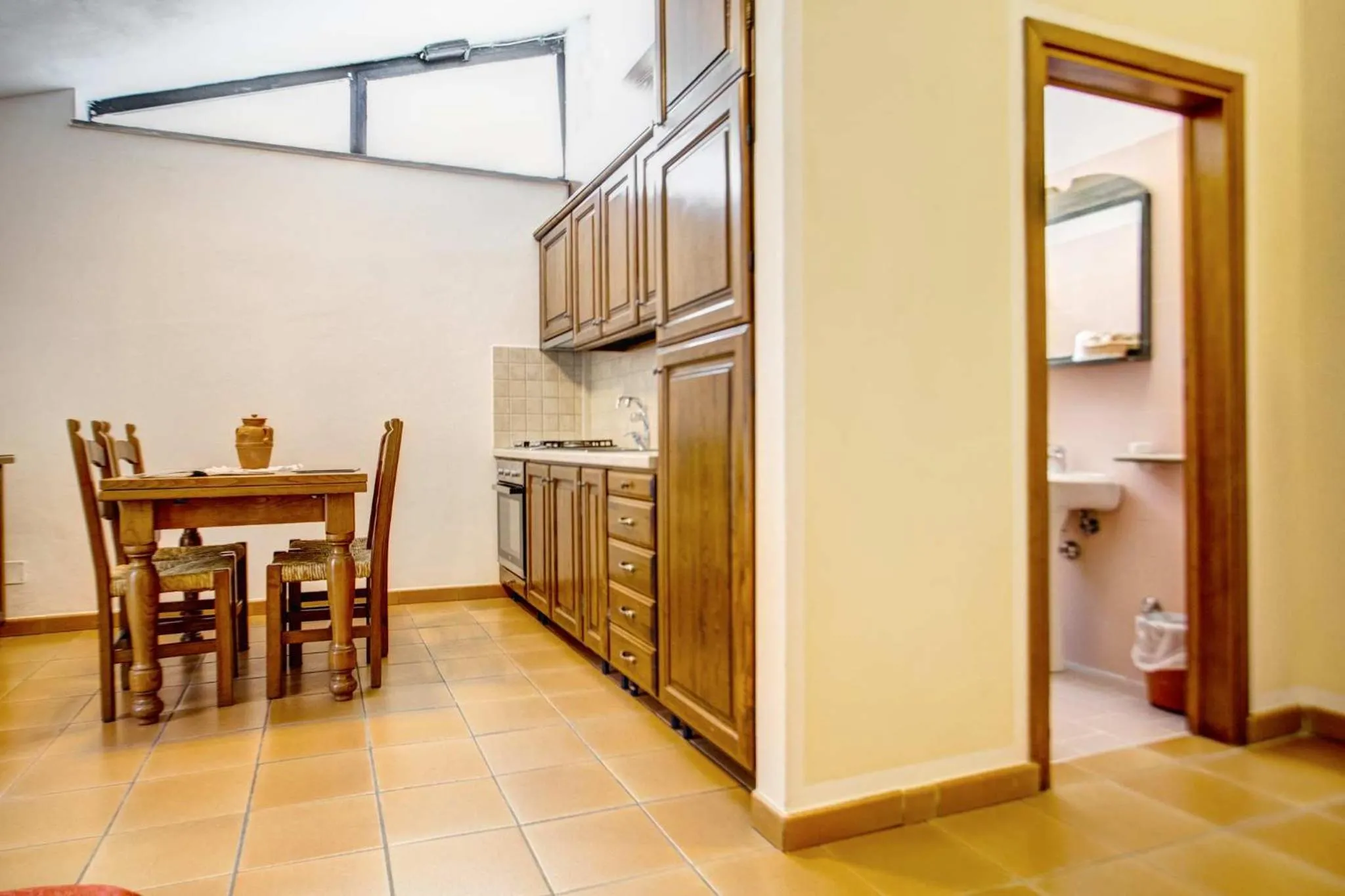 Kitchen or kitchenette in Hotel Residence Villa Rioddi