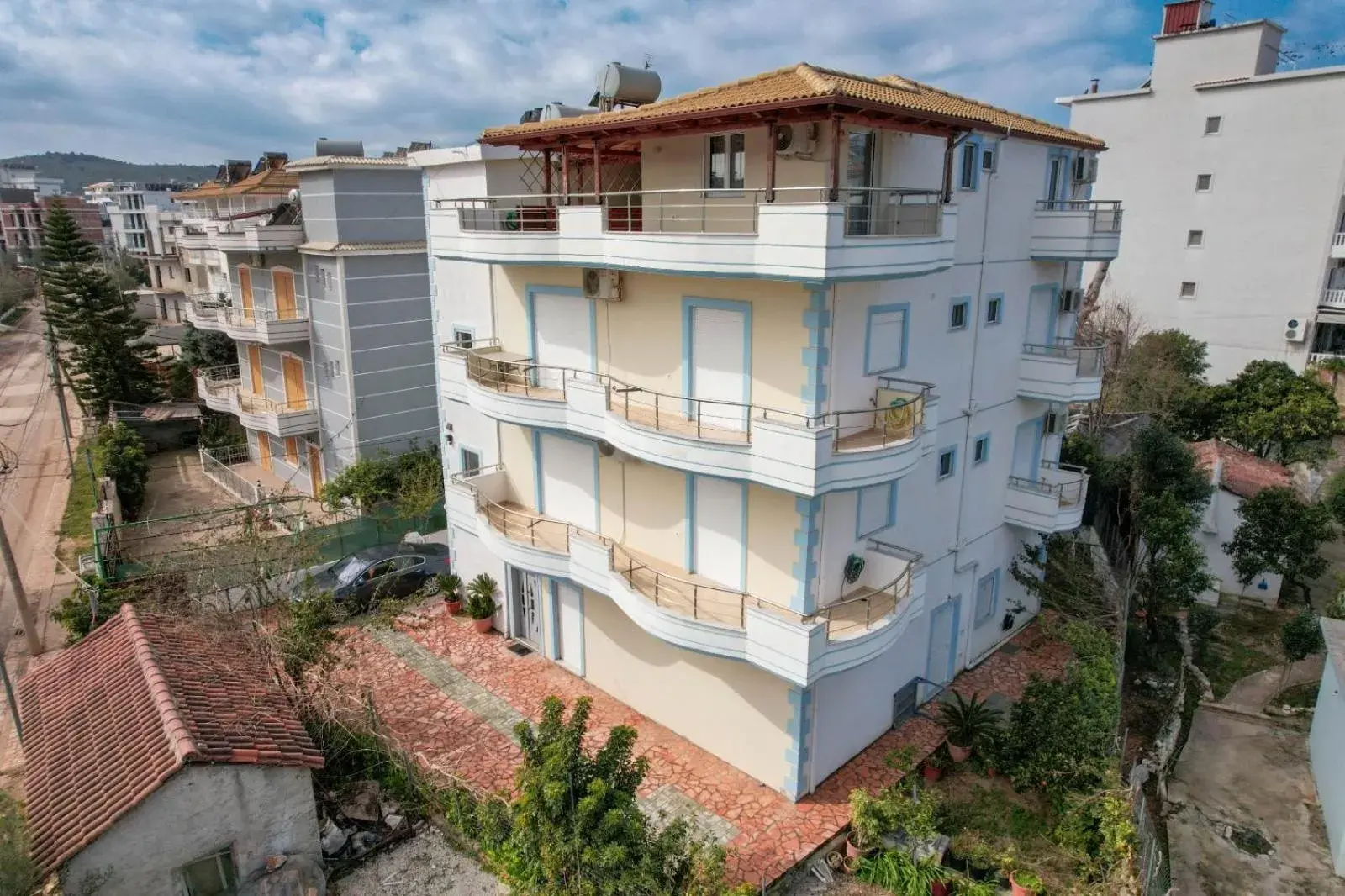 Kristal Apartments Kristal Apartments