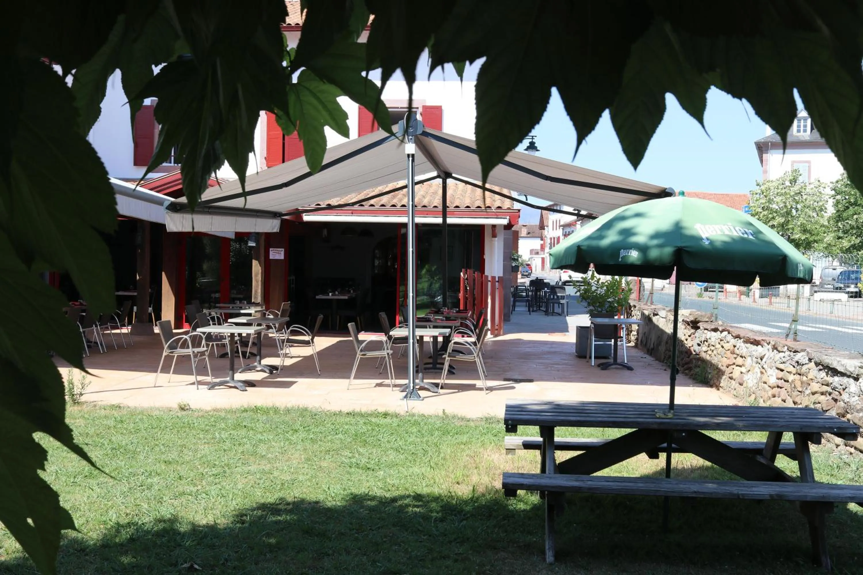 Patio in Hotel Mendy