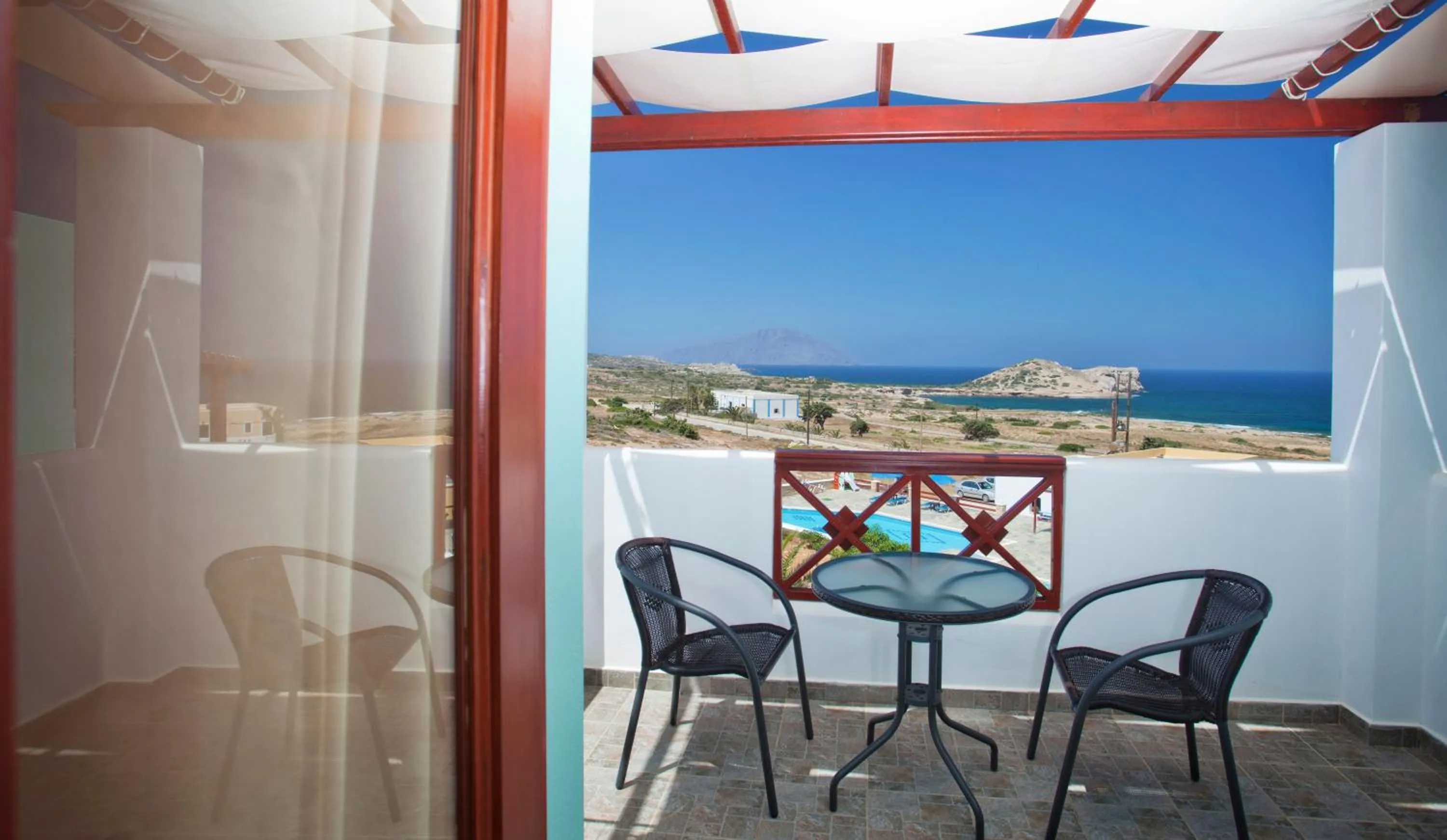 Golden Sun Apartments