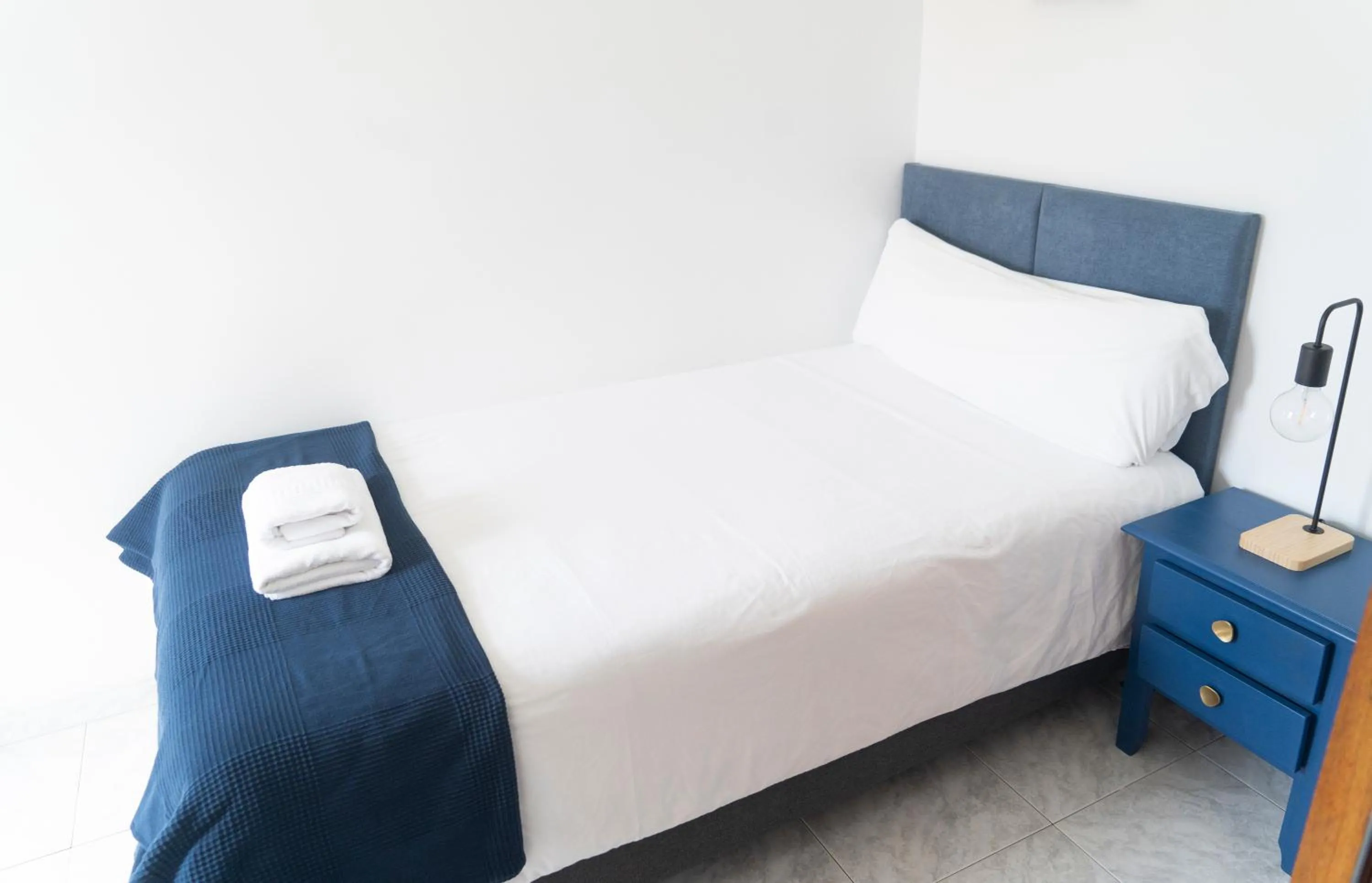 Decorative detail, Bed in Apartamentos Salceda
