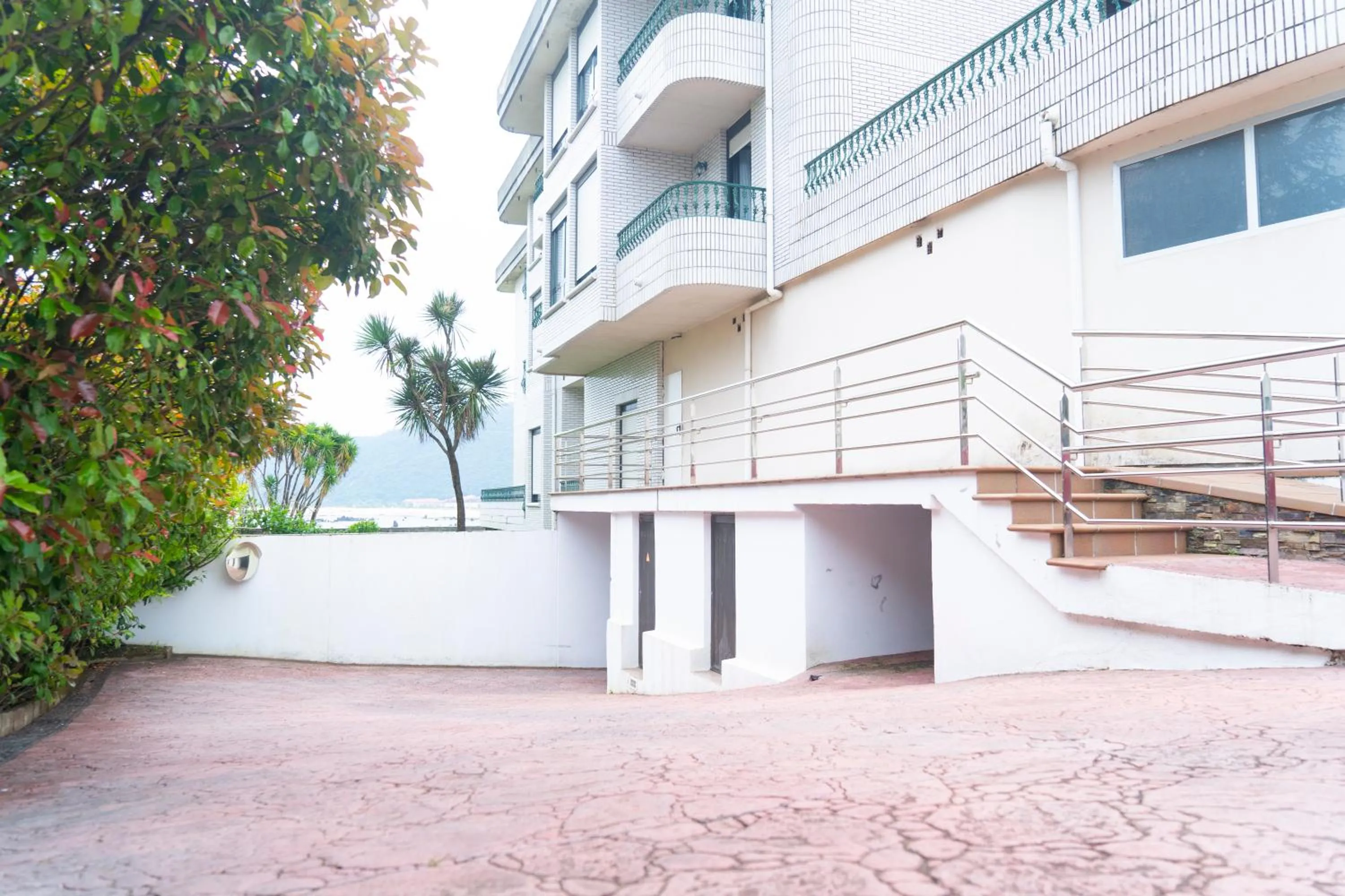 Property building in Apartamentos Salceda