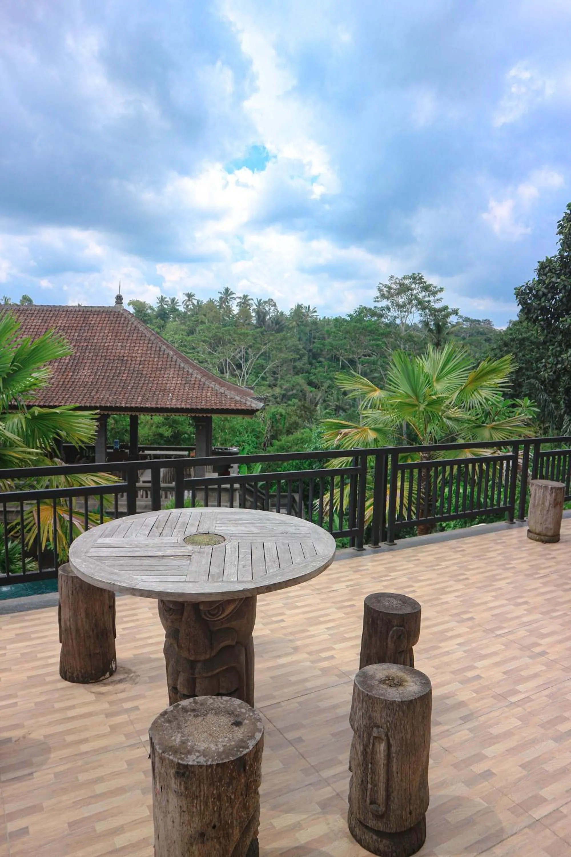 Patio in The Lumbung Jaya by Uniquecations