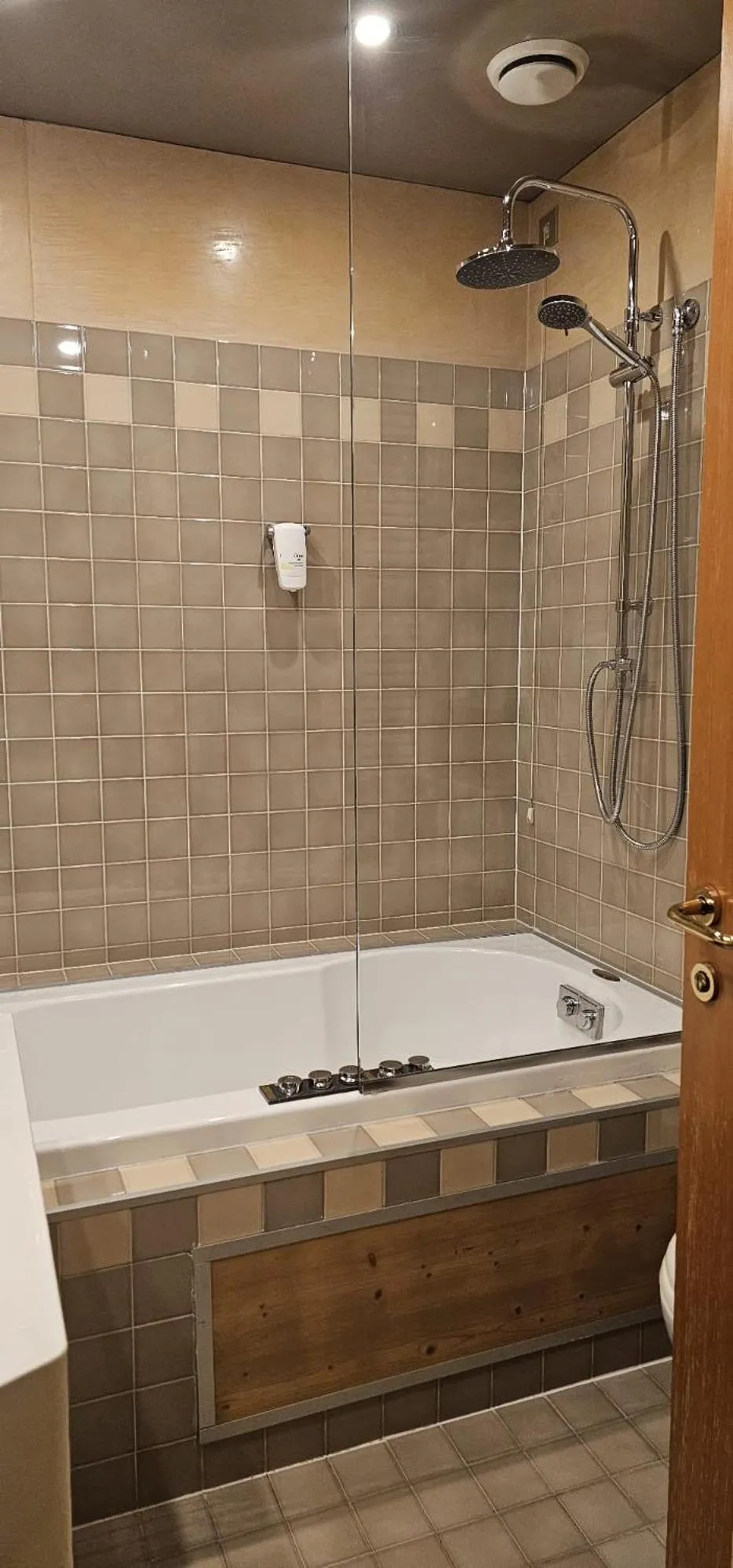 Bath in Hotel Casagrande