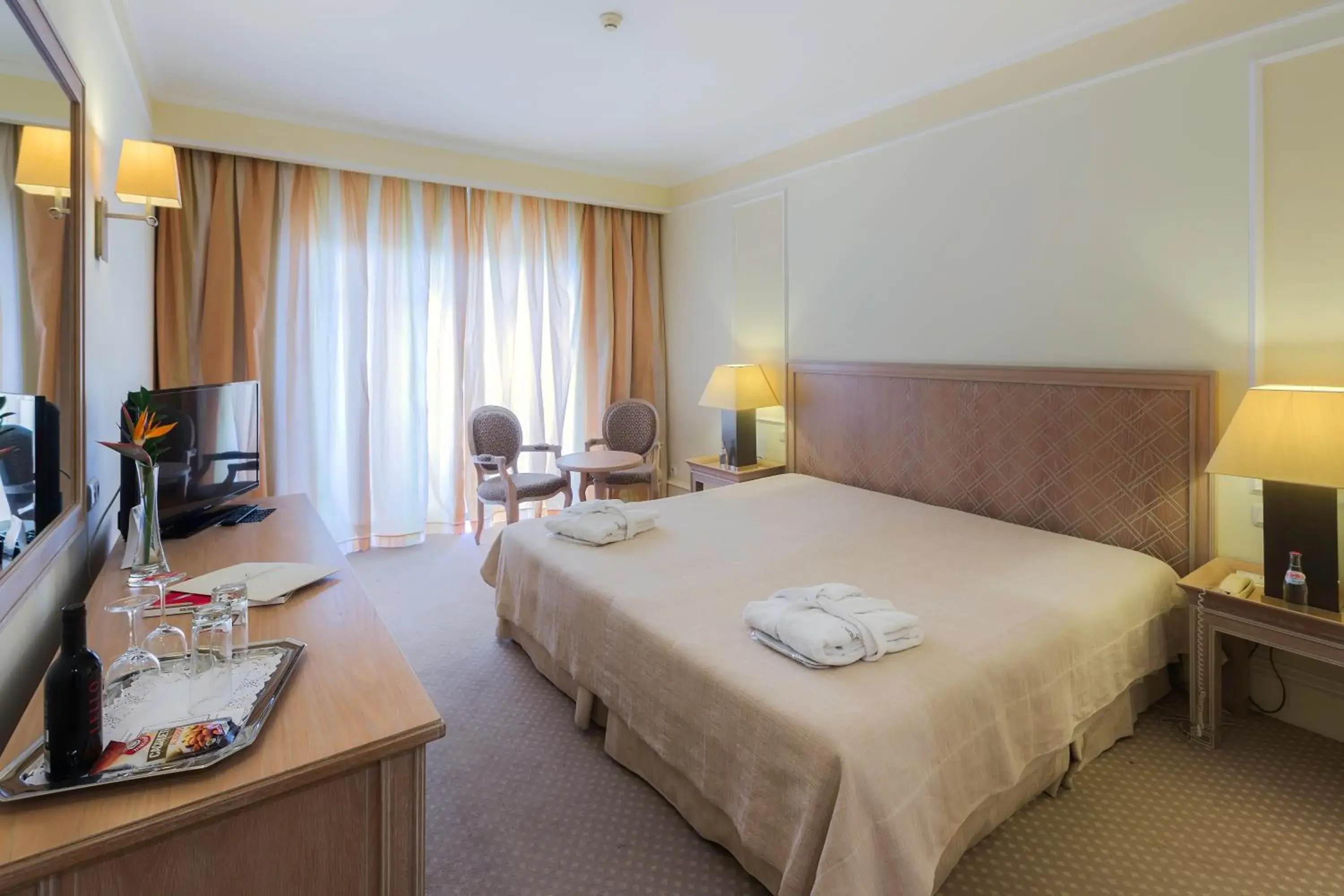 Bedroom in Hotel Quinta das Vistas Bedroom in Hotel Quinta das Vistas