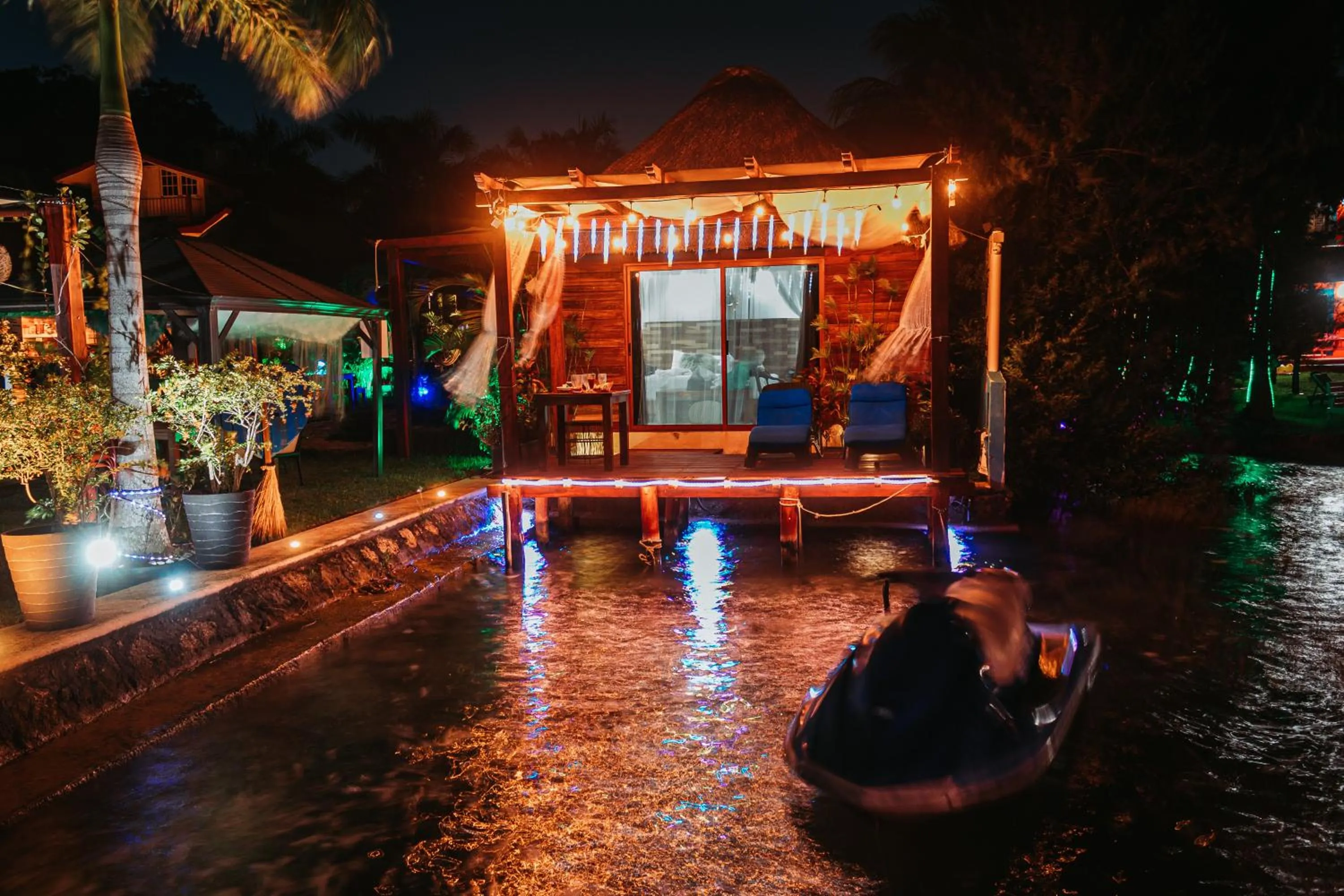 Balcony/Terrace in Blue Bird