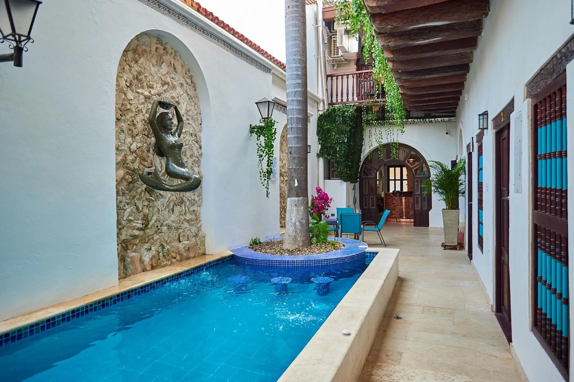 Pool view in Cartagena Legends