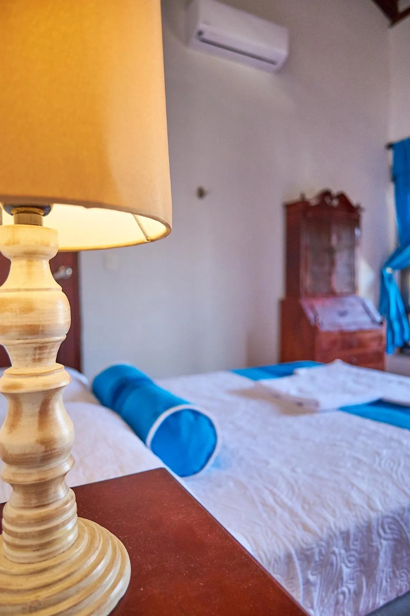Bedroom, Bed in Cartagena Legends