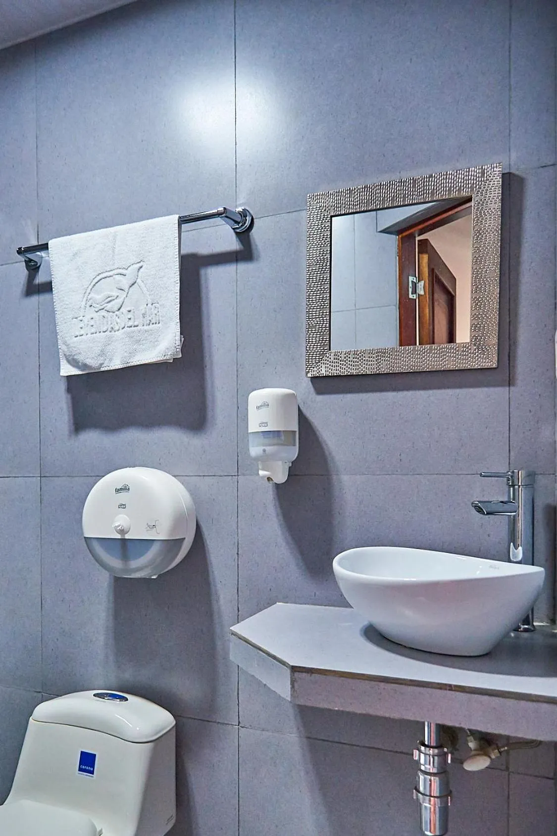 Toilet in Cartagena Legends