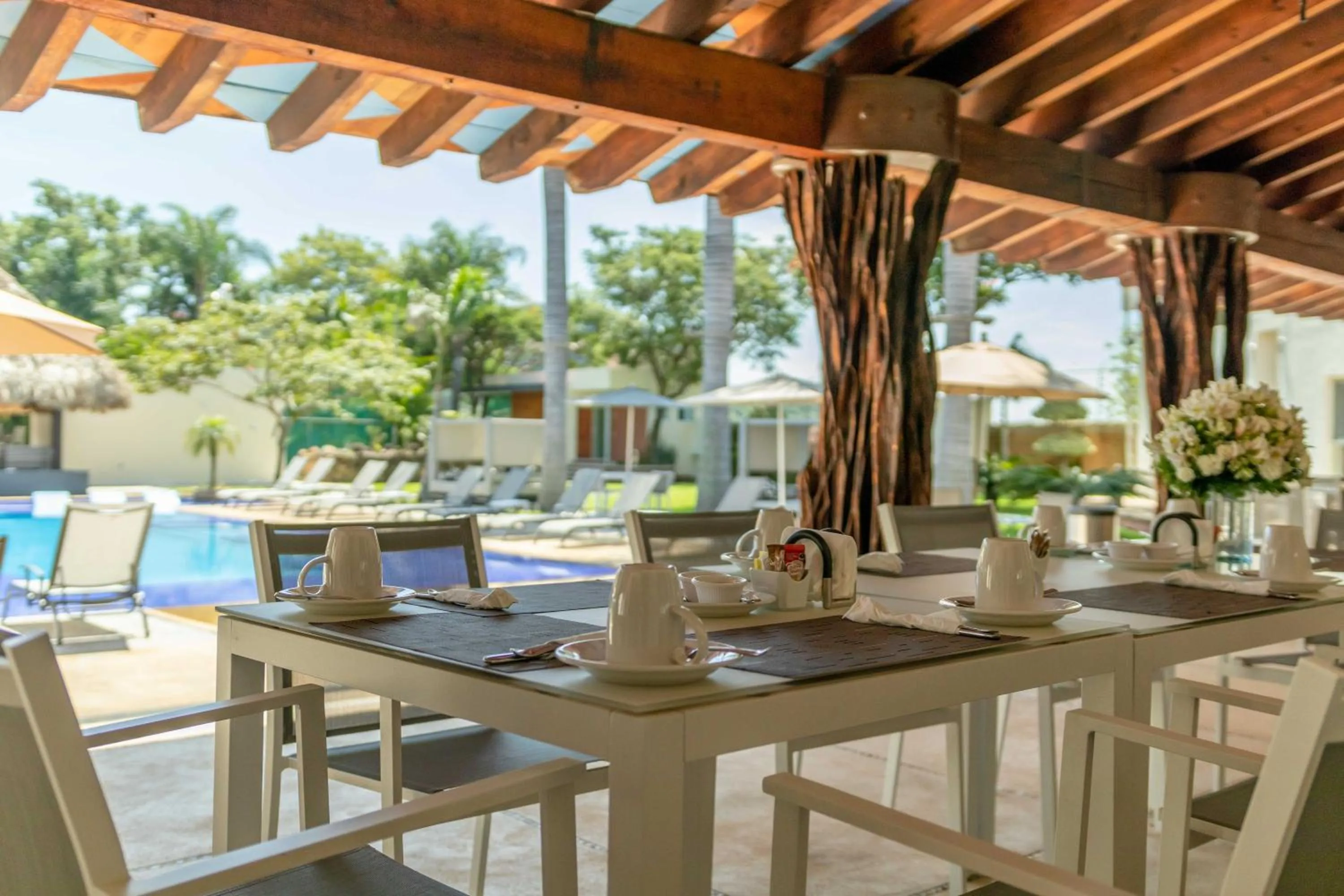 Restaurant/places to eat in Alilo by Muuk