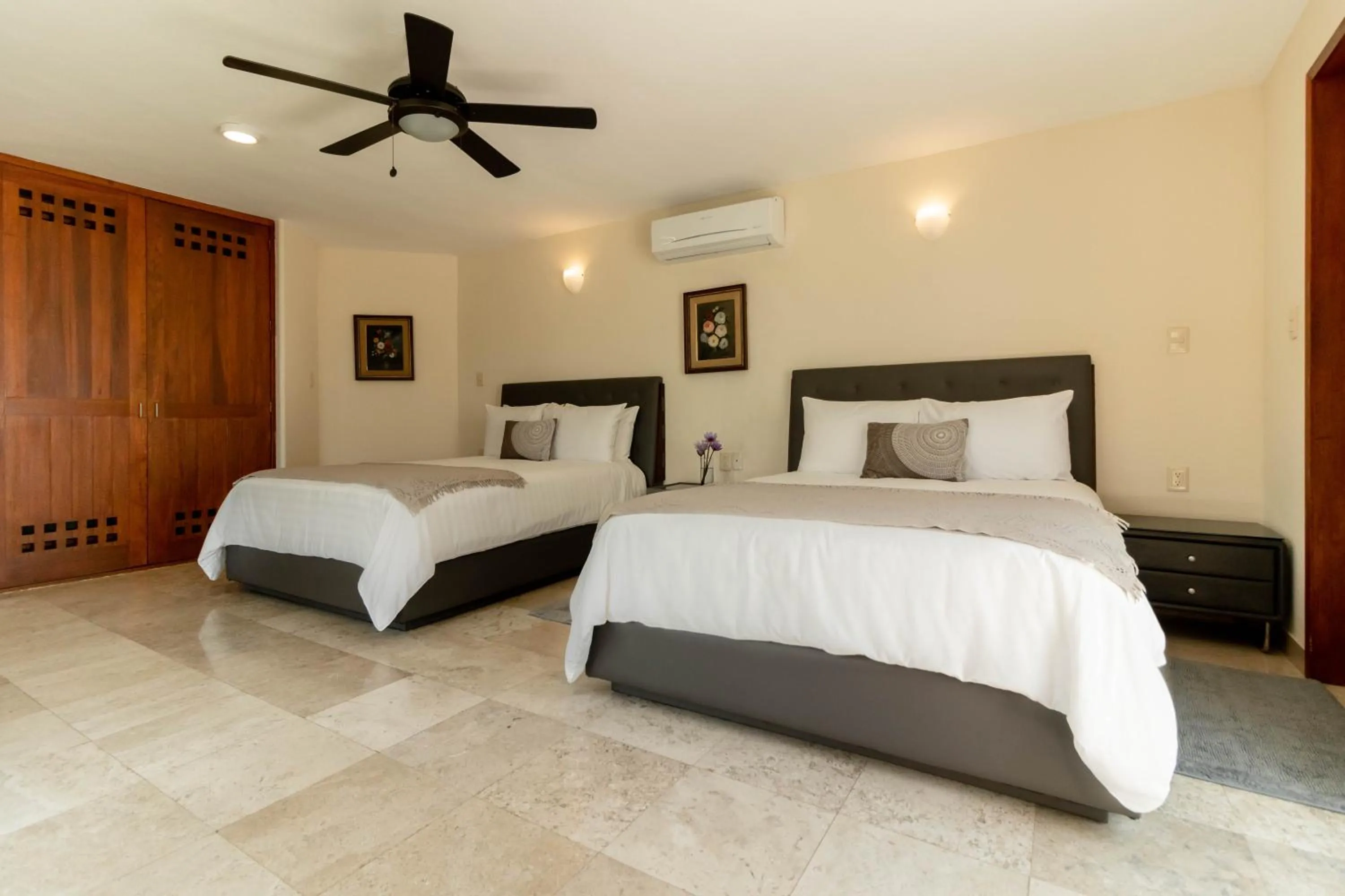 Bedroom, Bed in Alilo by Muuk