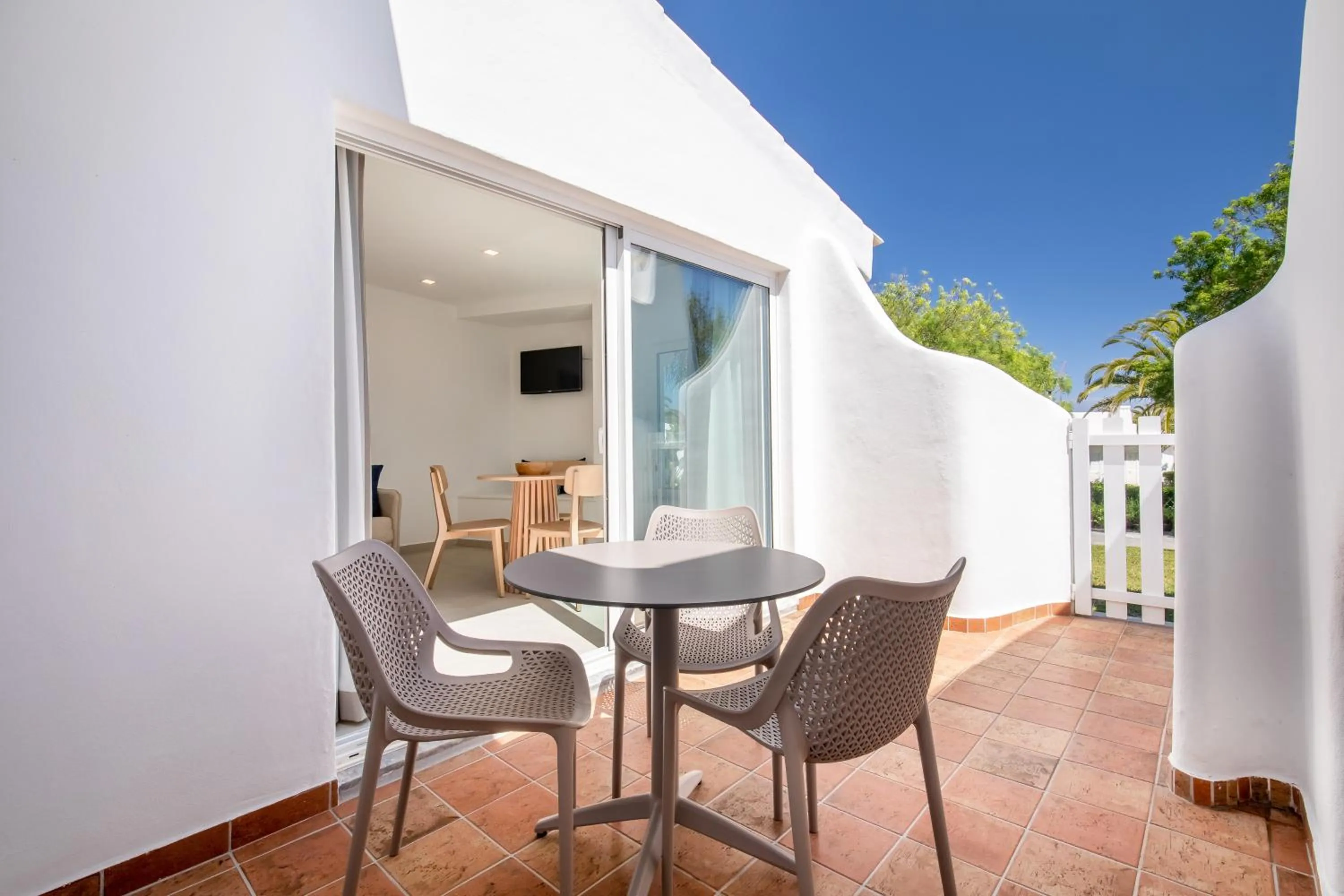 Patio in Ancora Park - Sunplace Hotels & Resorts