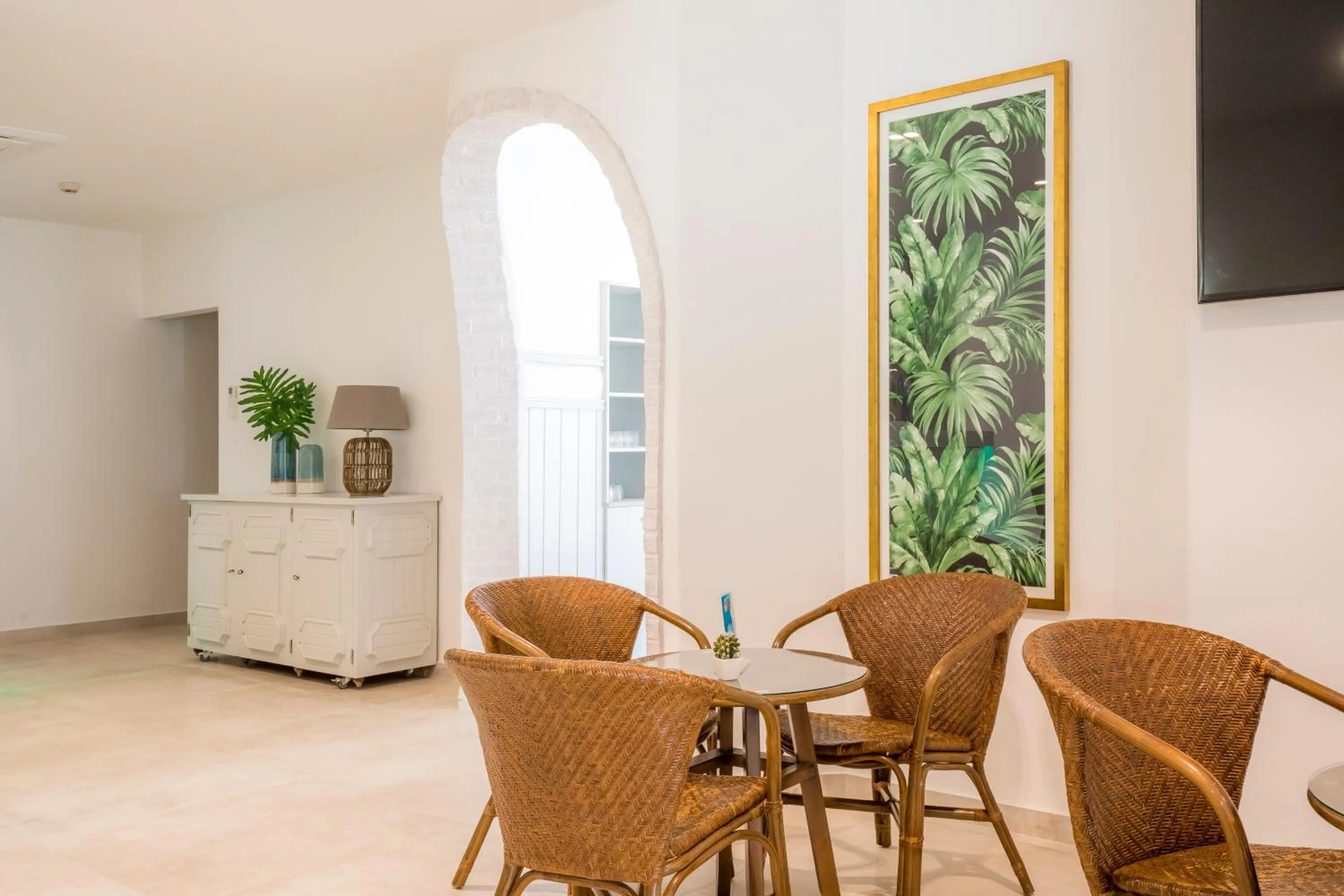 Lounge or bar in Ancora Park - Sunplace Hotels & Resorts