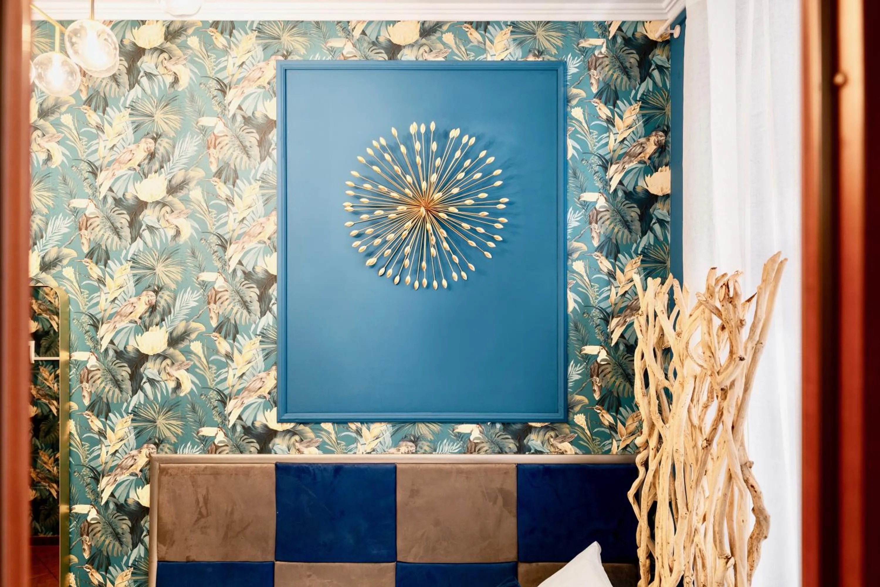 Decorative detail in Colosseo Relais