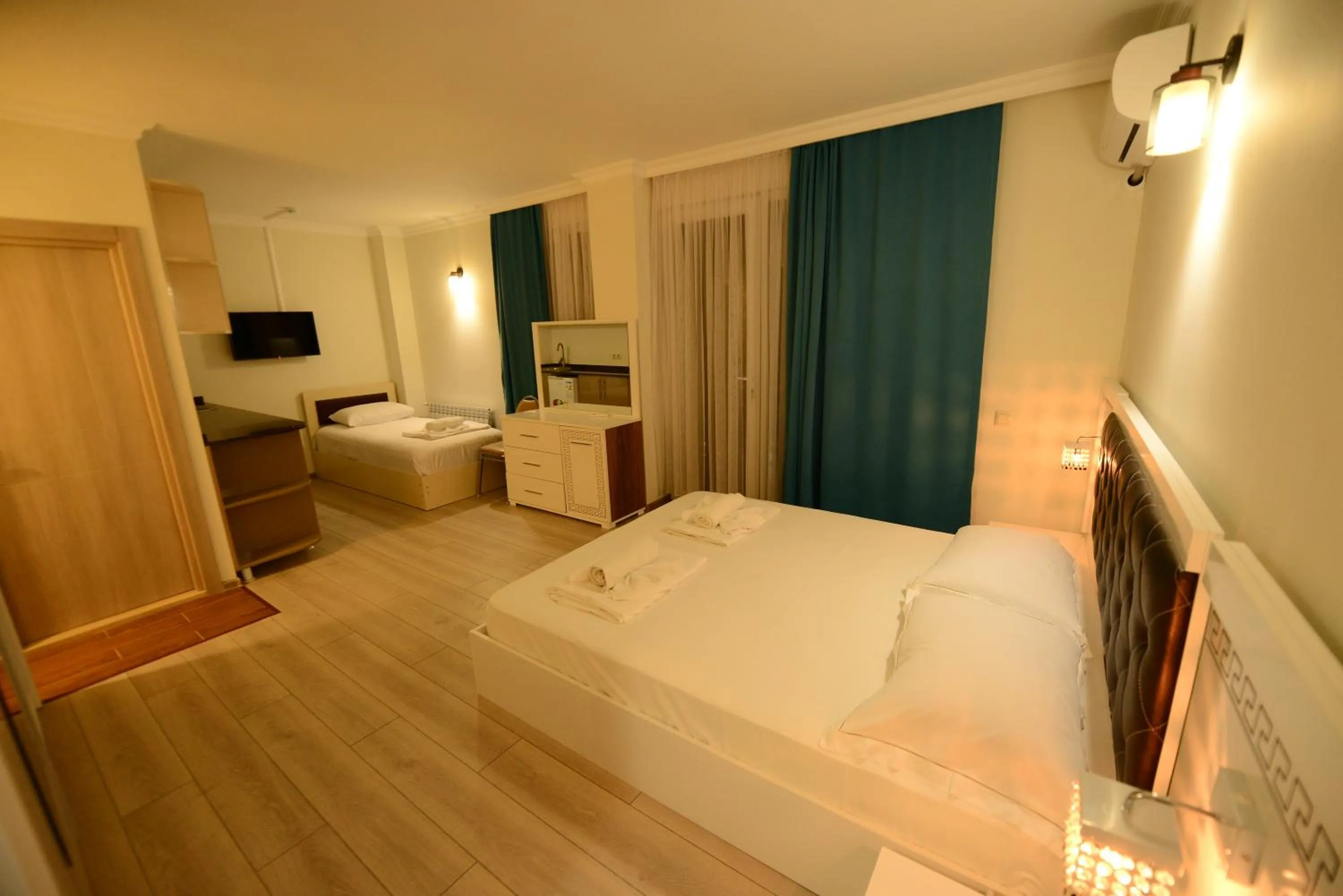 Balcony/Terrace, Bed in Hotel Aristocrat Batumi