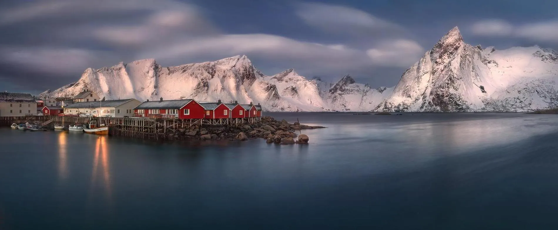 Facade/entrance in Eliassen Rorbuer