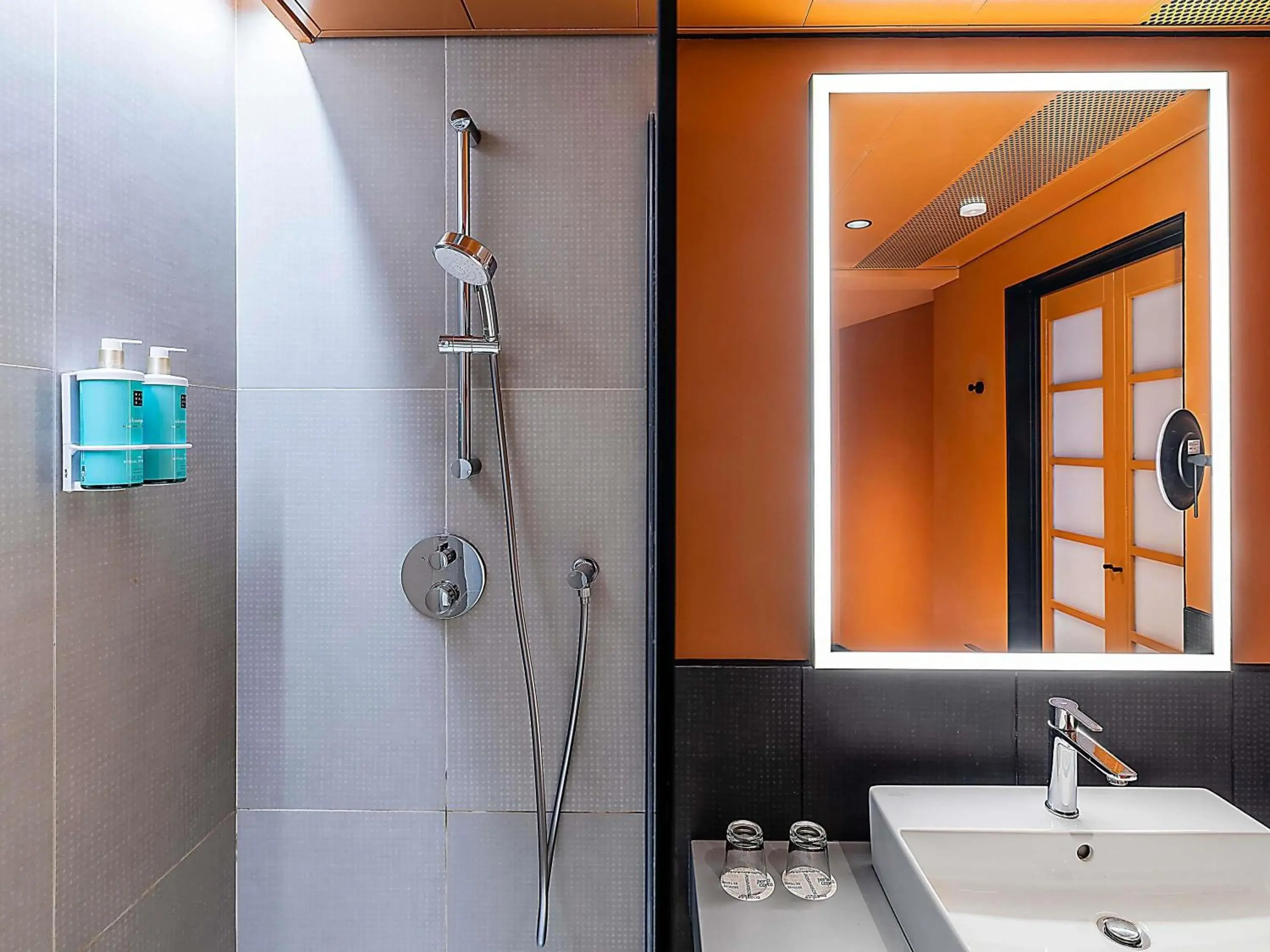 Bedroom in Novotel Lisboa Bedroom in Novotel Lisboa