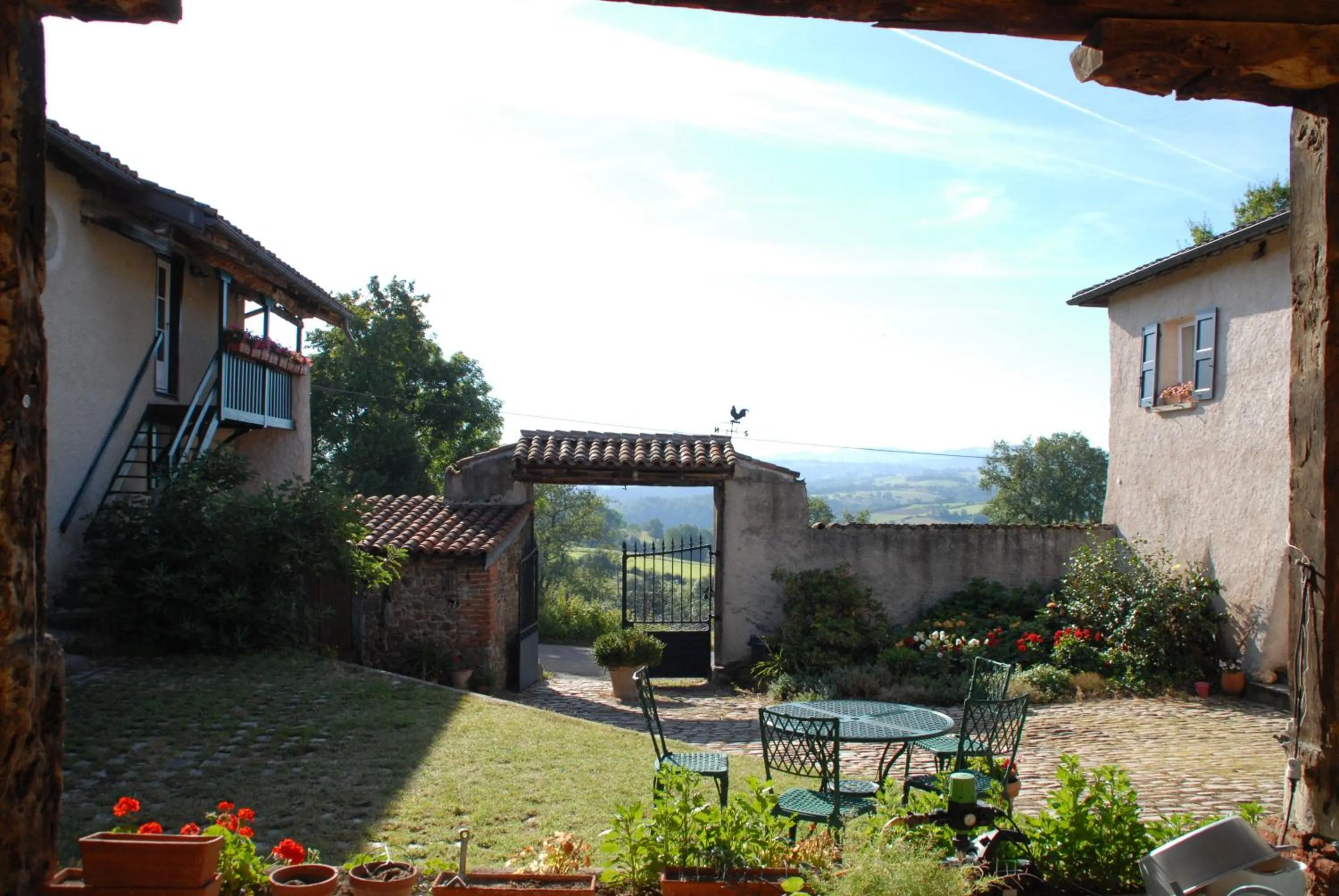 Patio in Chez Jacotte et Elia
