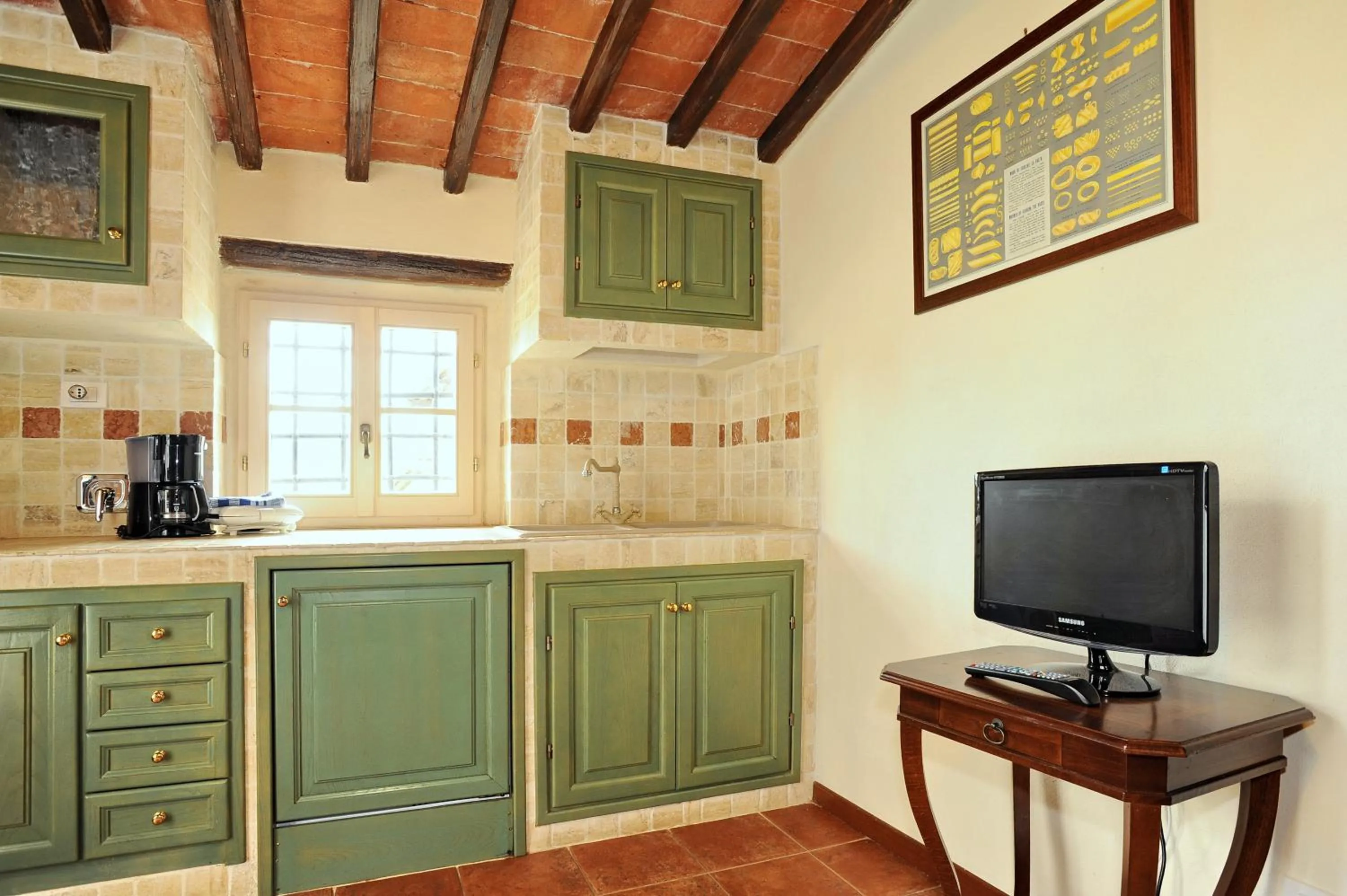 TV and multimedia in Erboli Residence