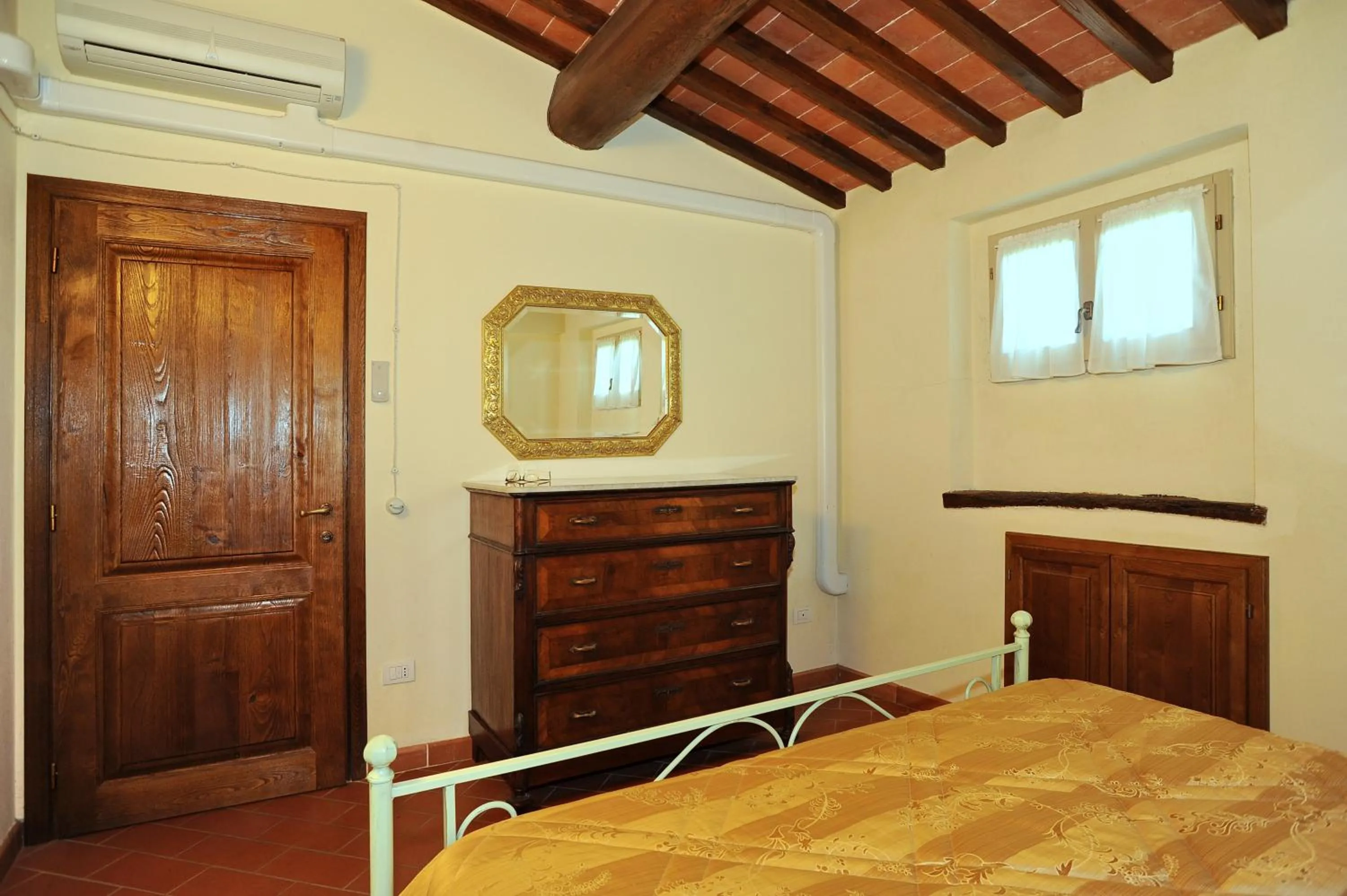 Bedroom, Bed in Erboli Residence