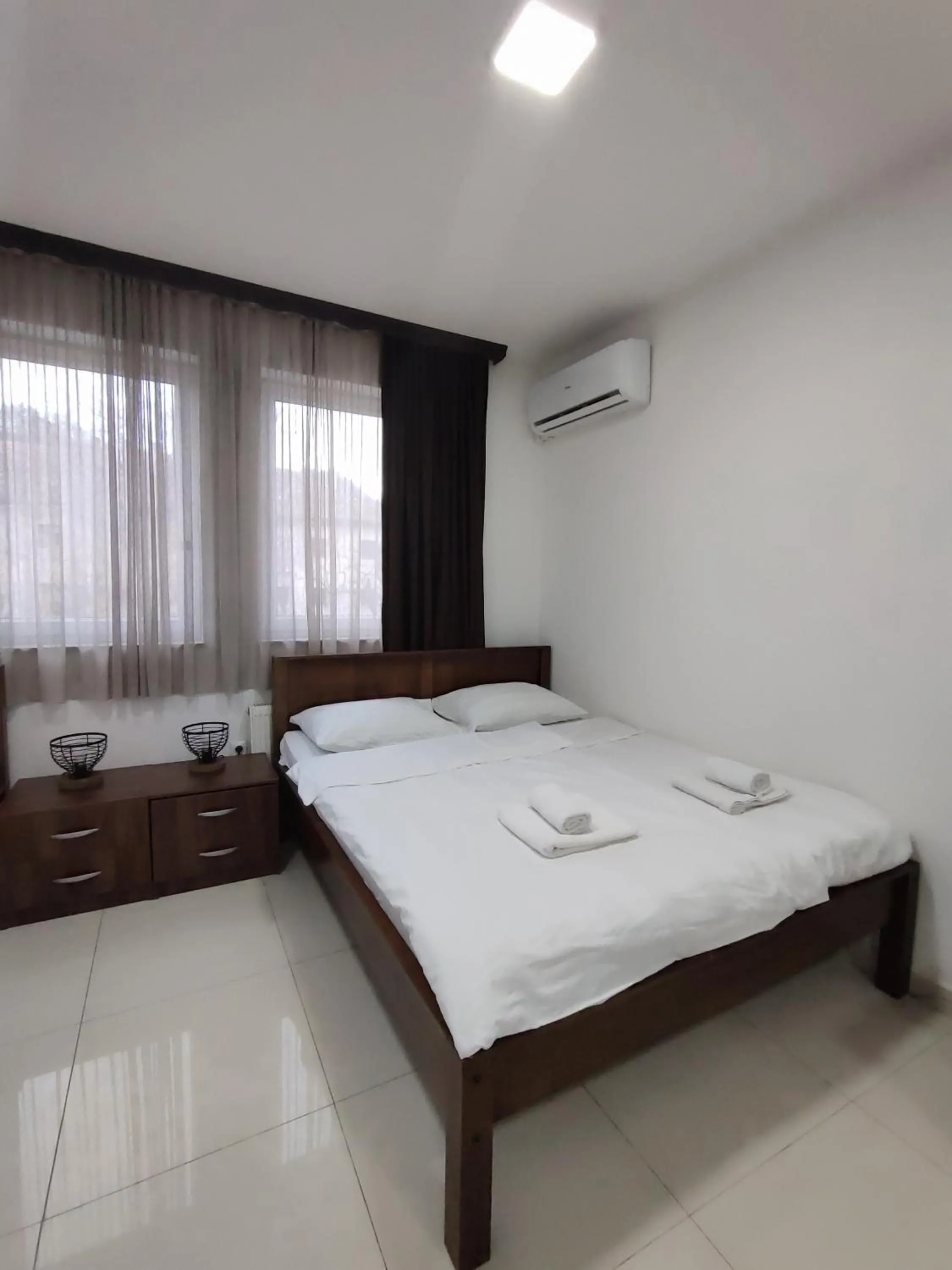 Apartments S&S