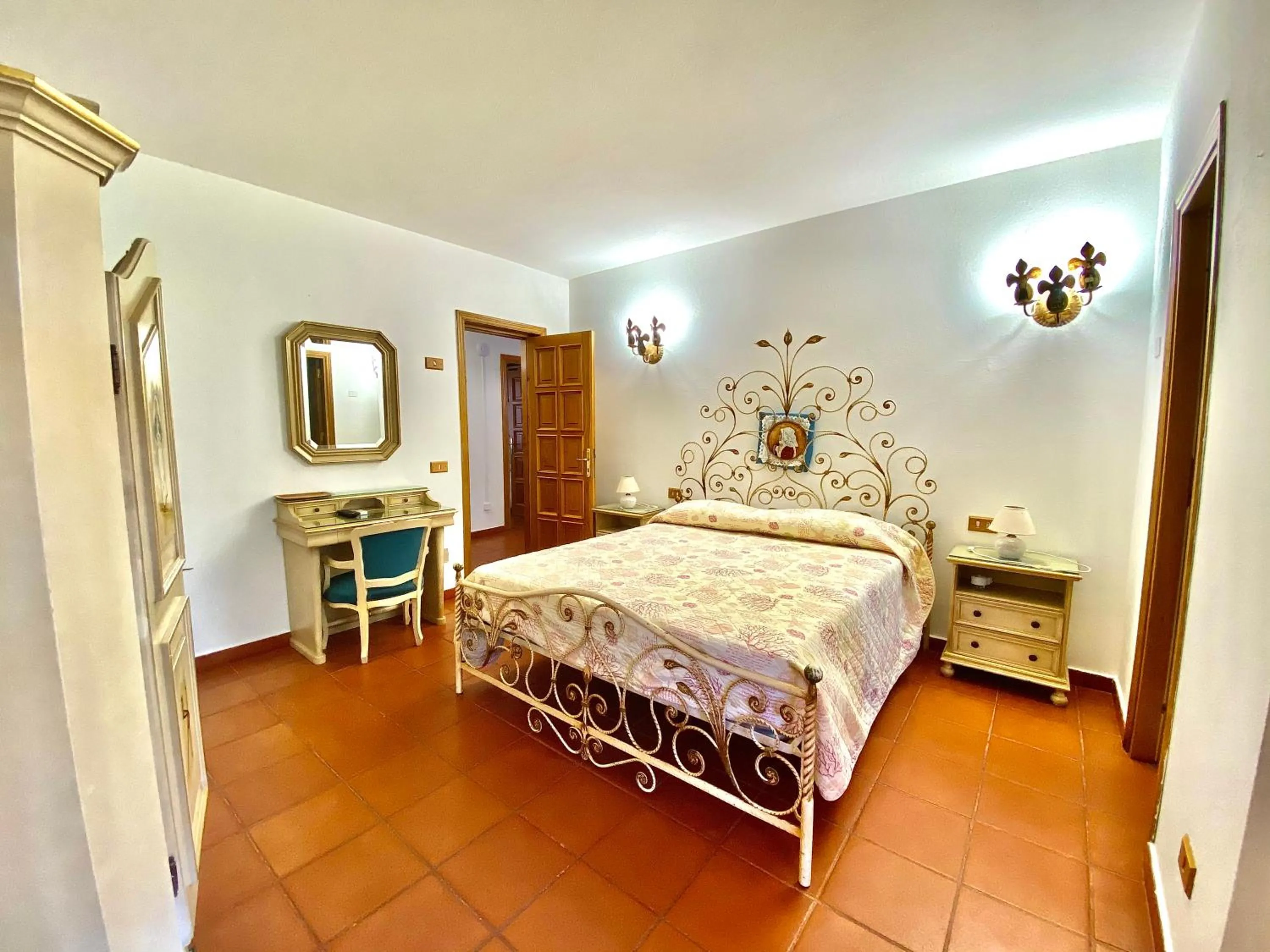 Bed in Hotel Grazia Deledda