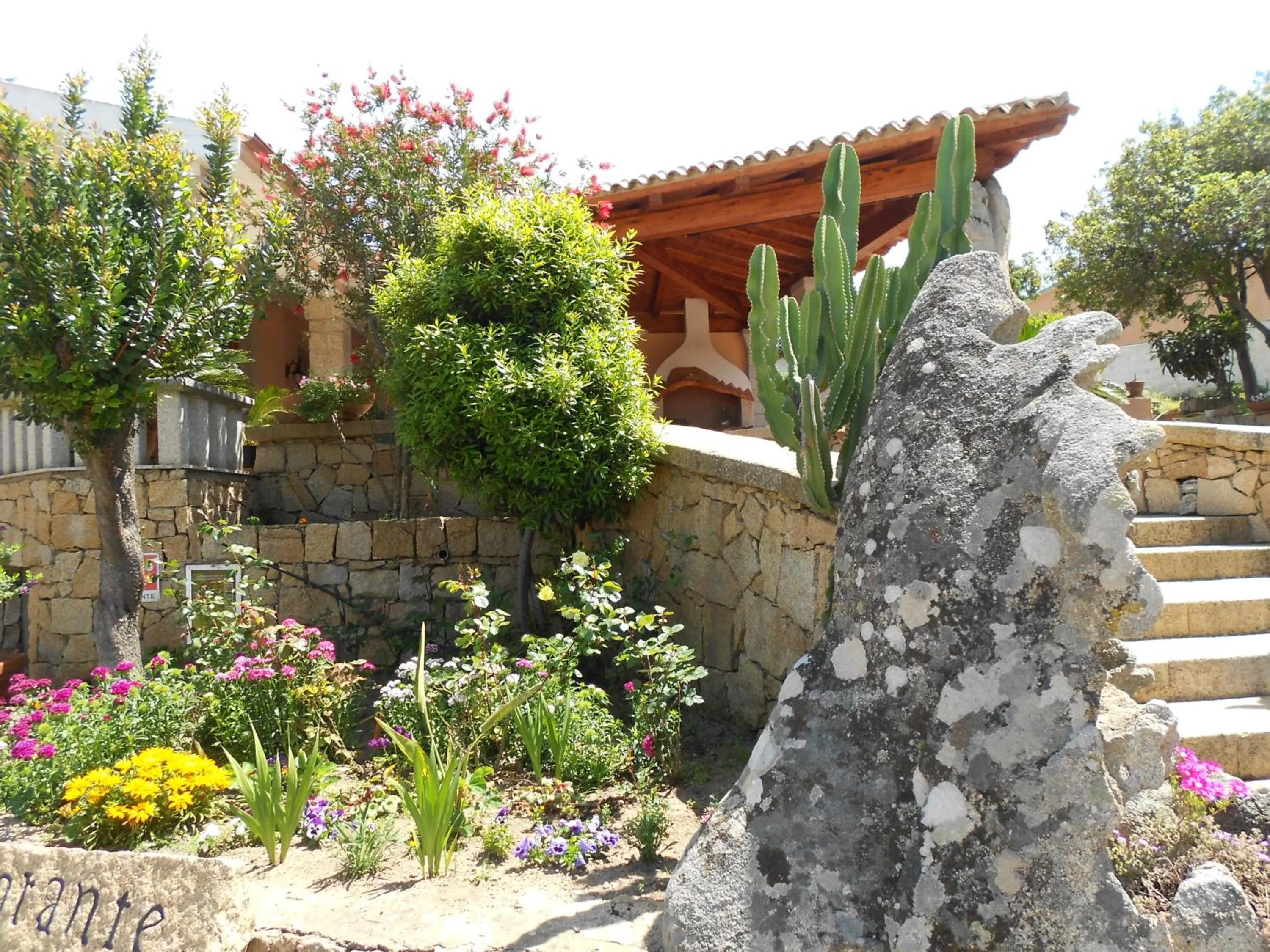 Property Building in Hotel Grazia Deledda