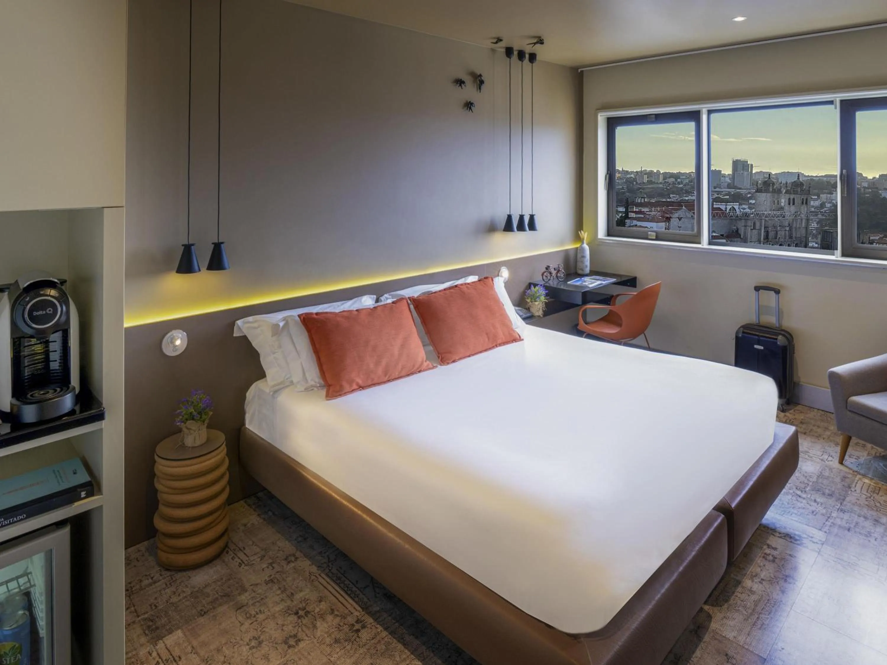 Bedroom, Bed in Mercure Porto Centro Santa Catarina