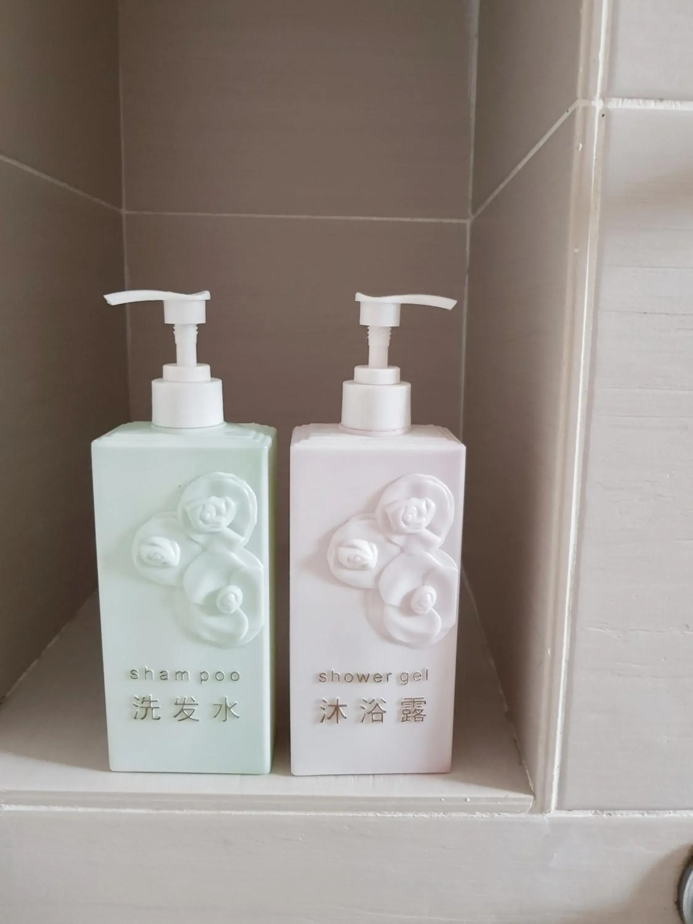 Bathroom in S1 The Snowy @ Fresh and Cosy Setiawalk Puchong Bathroom in S1 The Snowy @ Fresh and Cosy Setiawalk Puchong