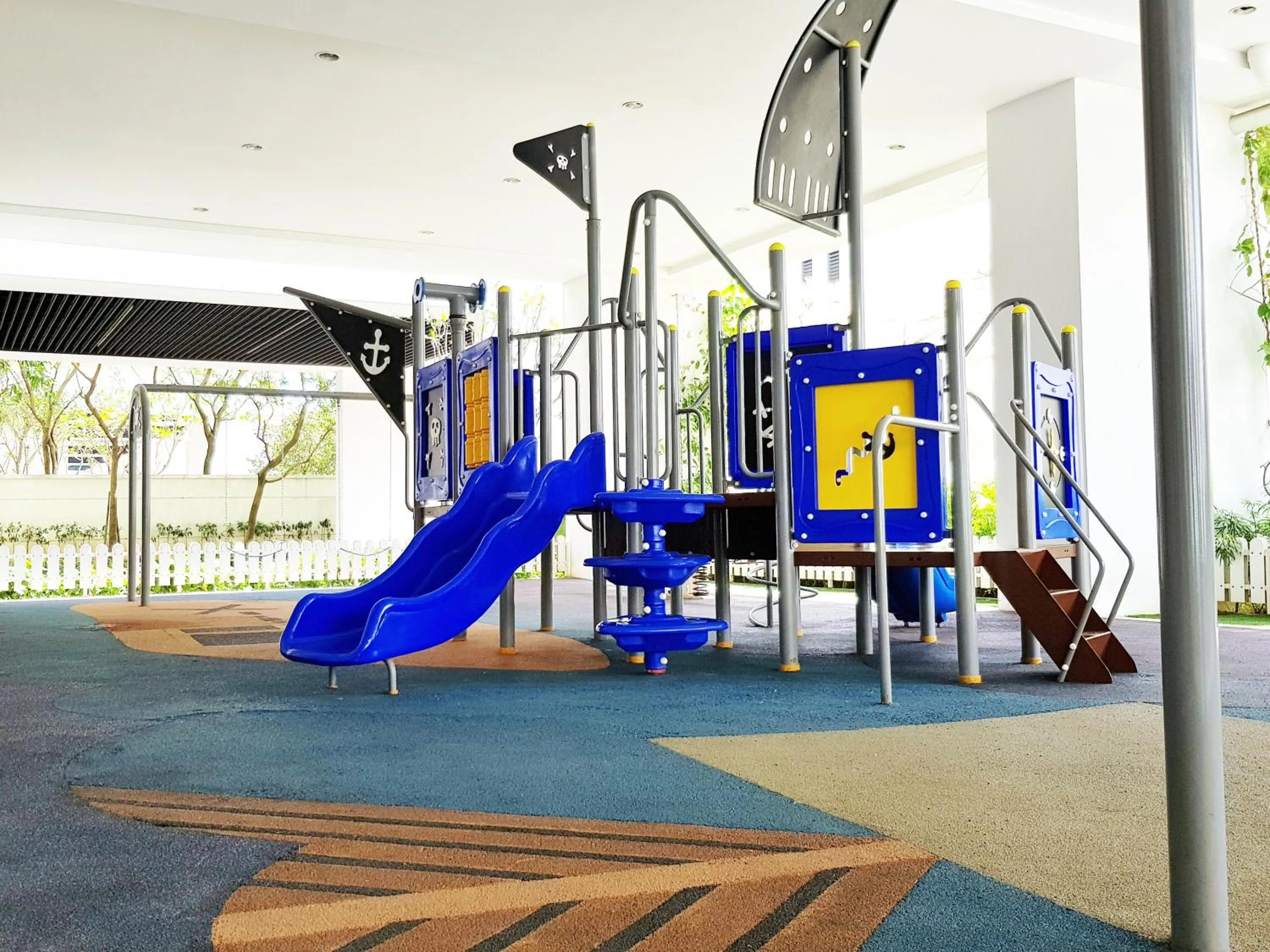 Children play ground in S1 The Snowy @ Fresh and Cosy Setiawalk Puchong