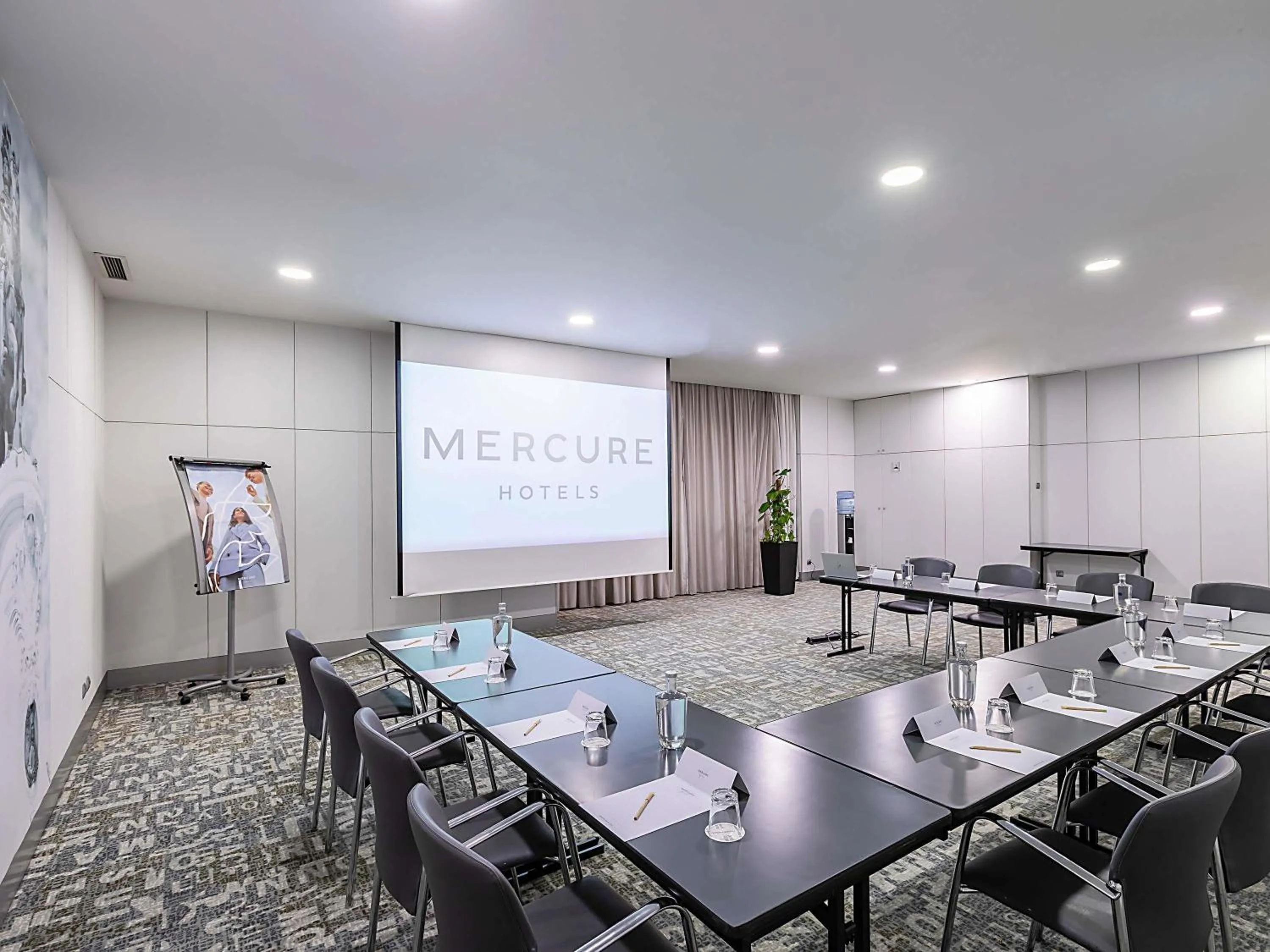 Meeting/conference room in Hotel Mercure Lisboa