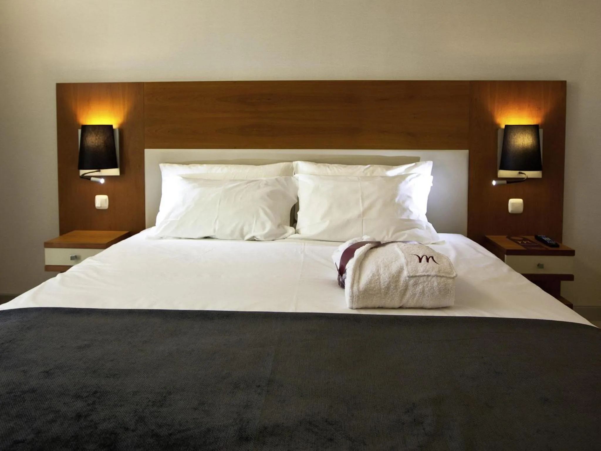 Bedroom, Bed in Hotel Mercure Lisboa