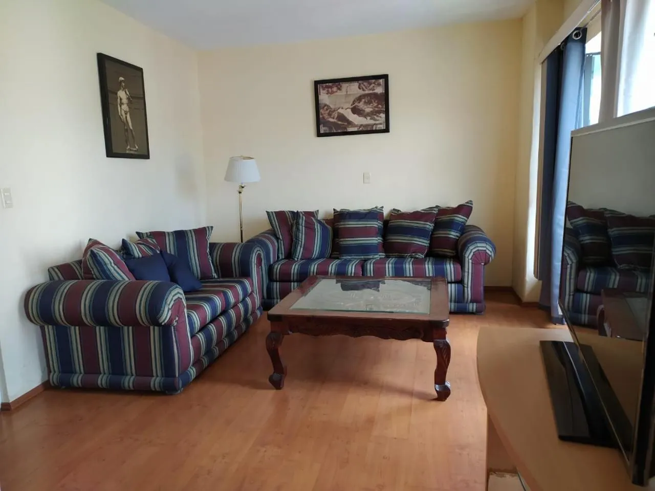 Bedroom in Hotel Florencia Regency