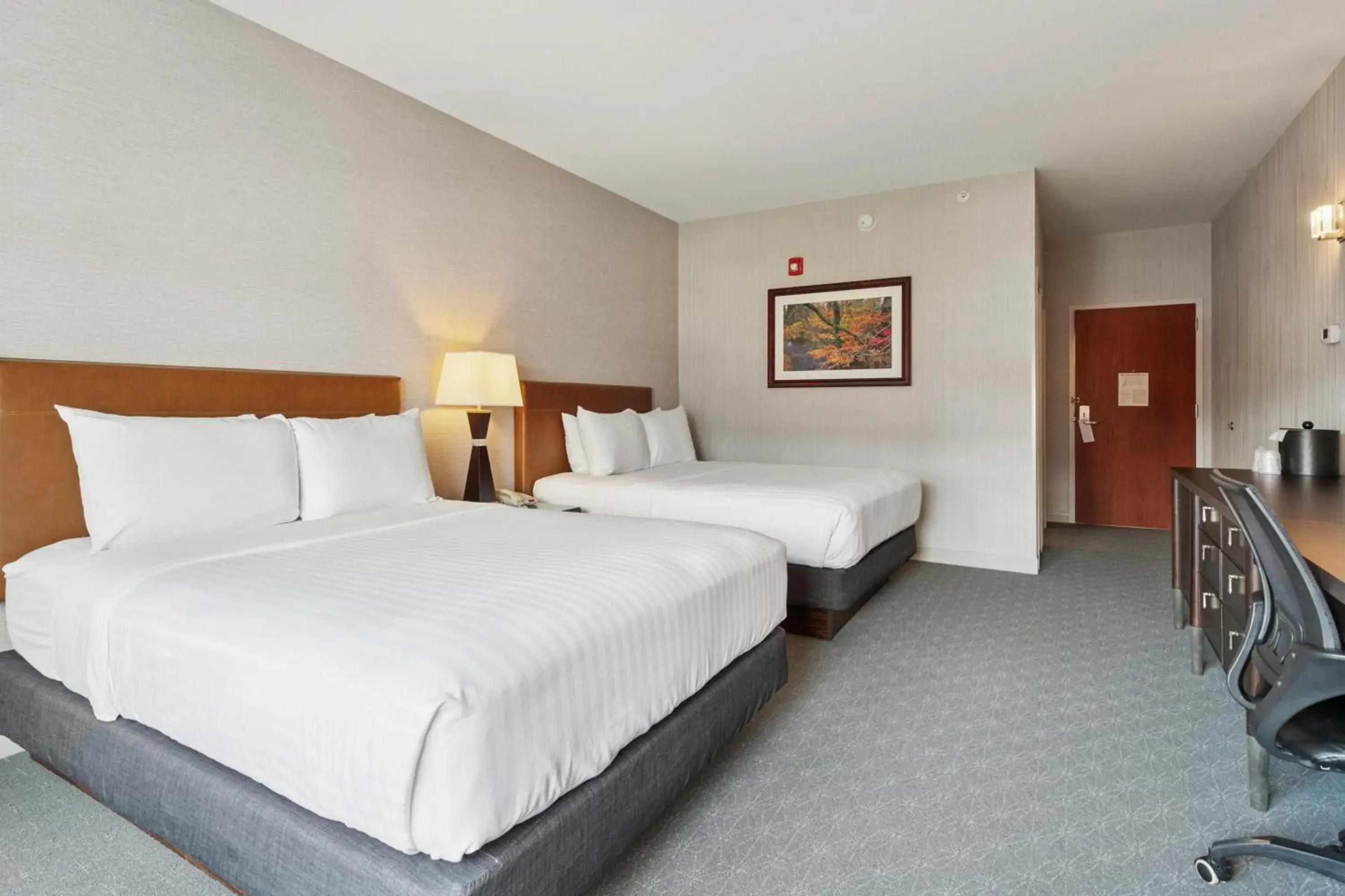 Bedroom, Bed in The Hotel Warner Bedroom, Bed in The Hotel Warner