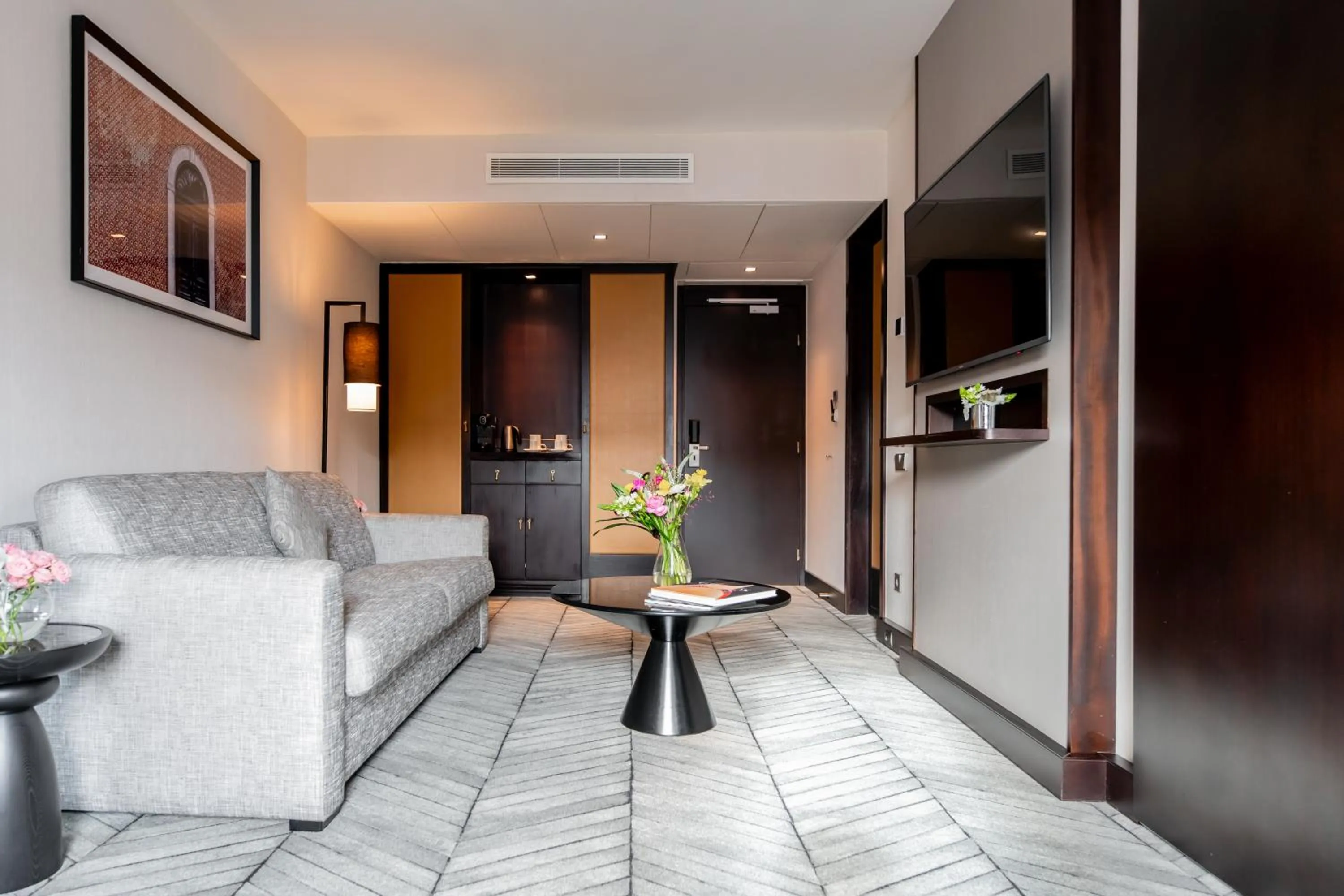 Living room in Sofitel Lisbon Liberdade