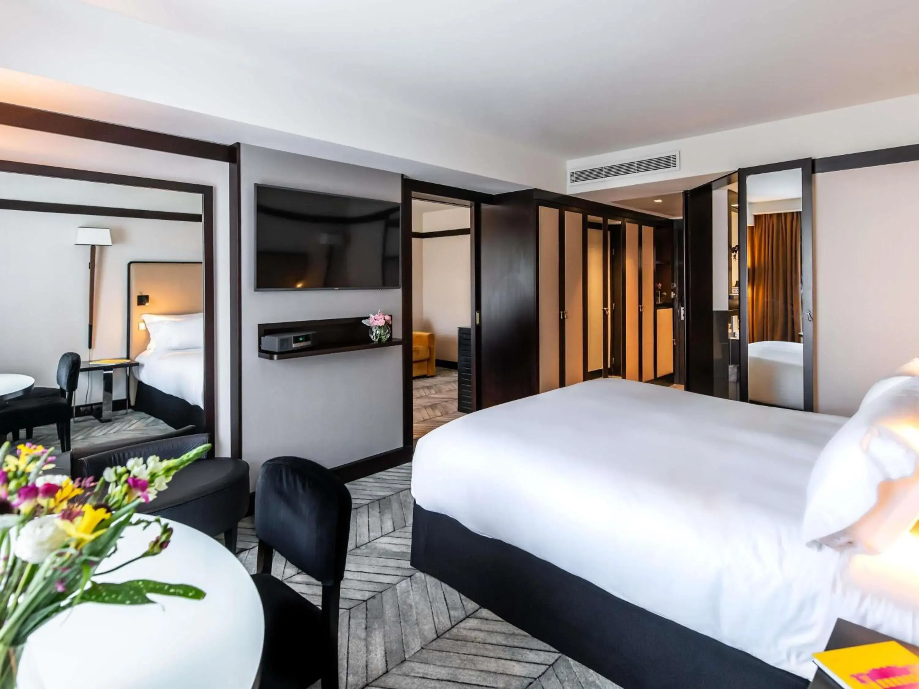 Bedroom, Bed in Sofitel Lisbon Liberdade Bedroom, Bed in Sofitel Lisbon Liberdade