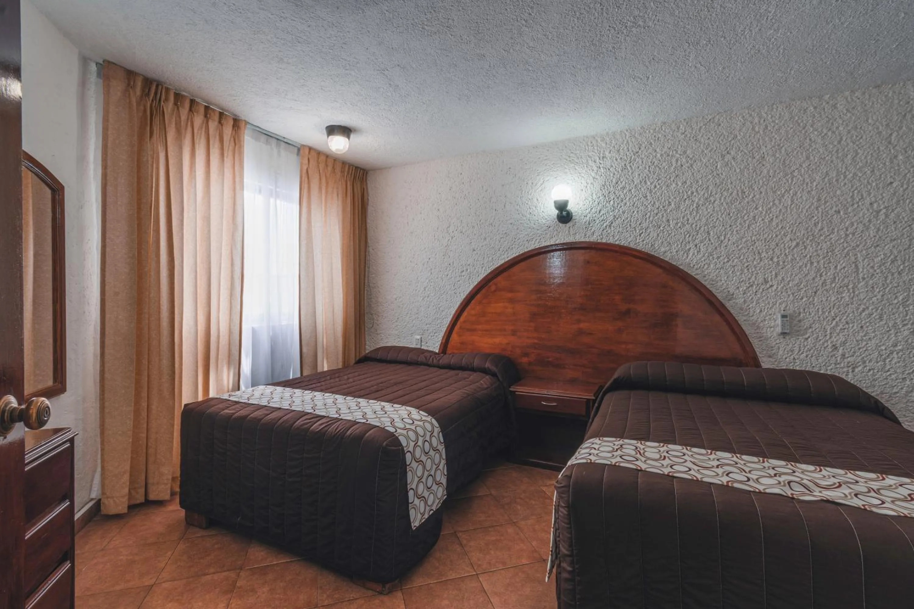 Photo of the whole room, Bed in Hotel & Suites Villa del Sol