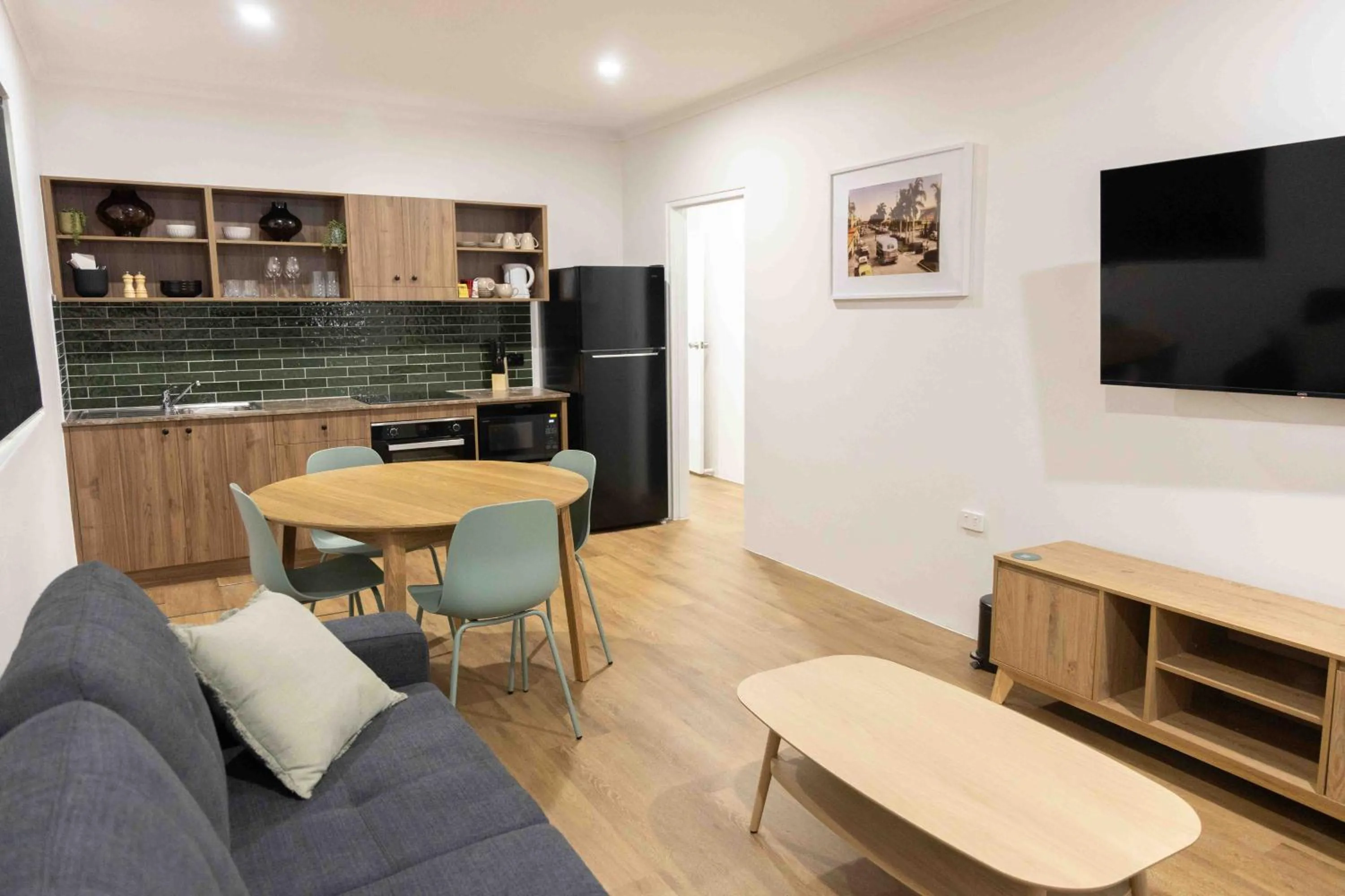 TV and multimedia in The Metropolitan Hotel