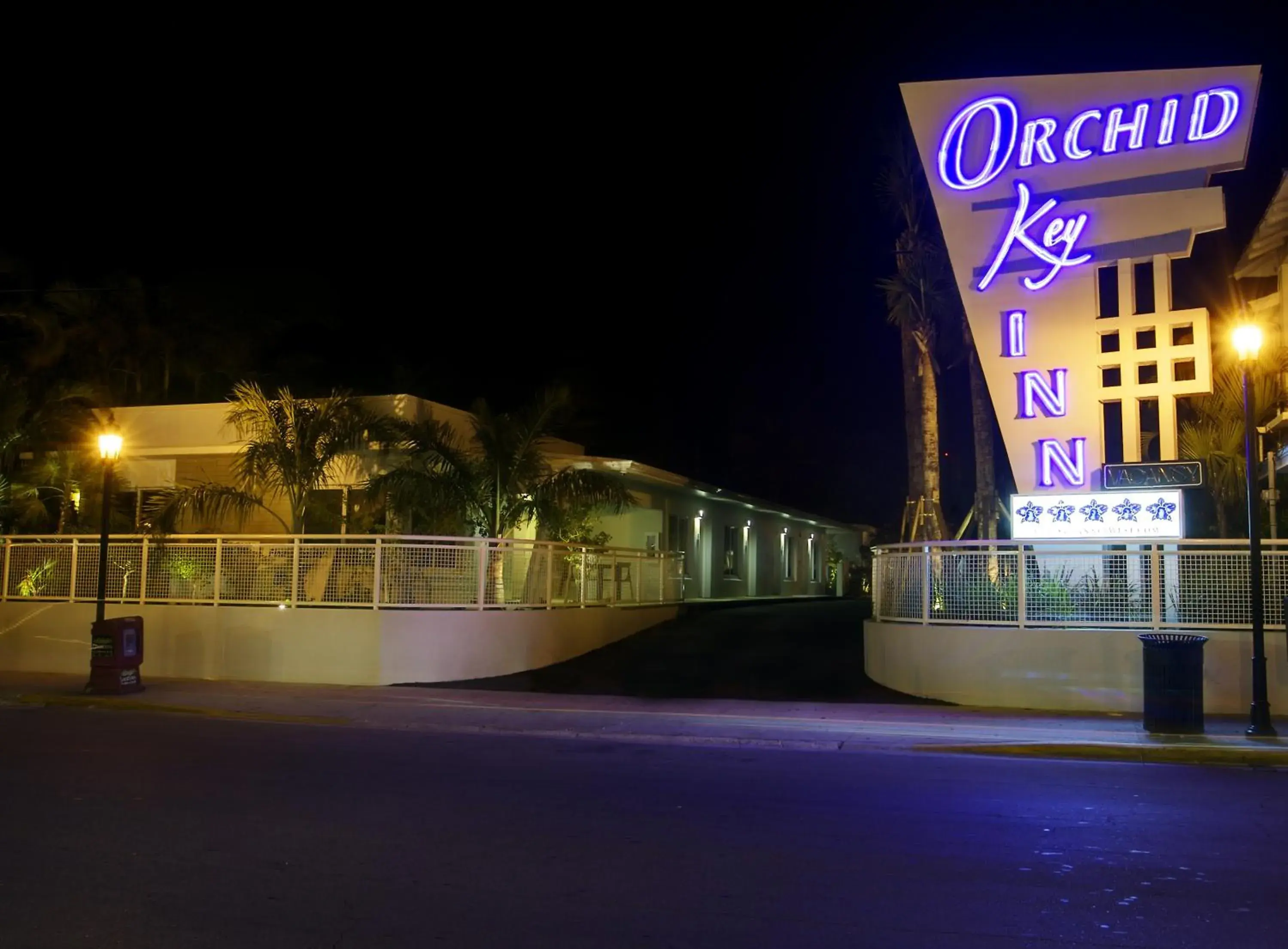 Facade/entrance in Orchid Key Inn - Adults Only Facade/entrance in Orchid Key Inn - Adults Only