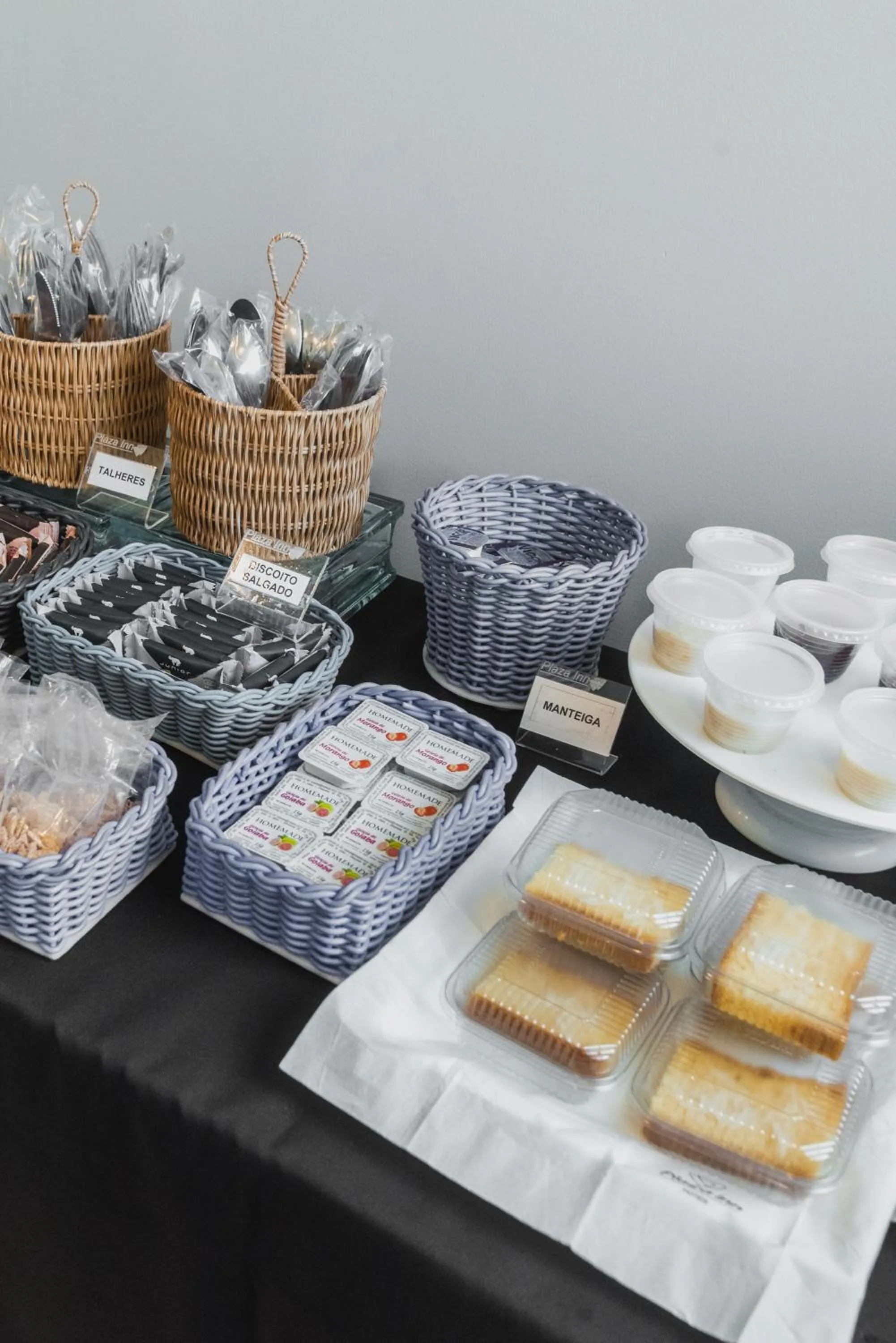 Buffet breakfast in Plaza Inn Trevo Sorocaba