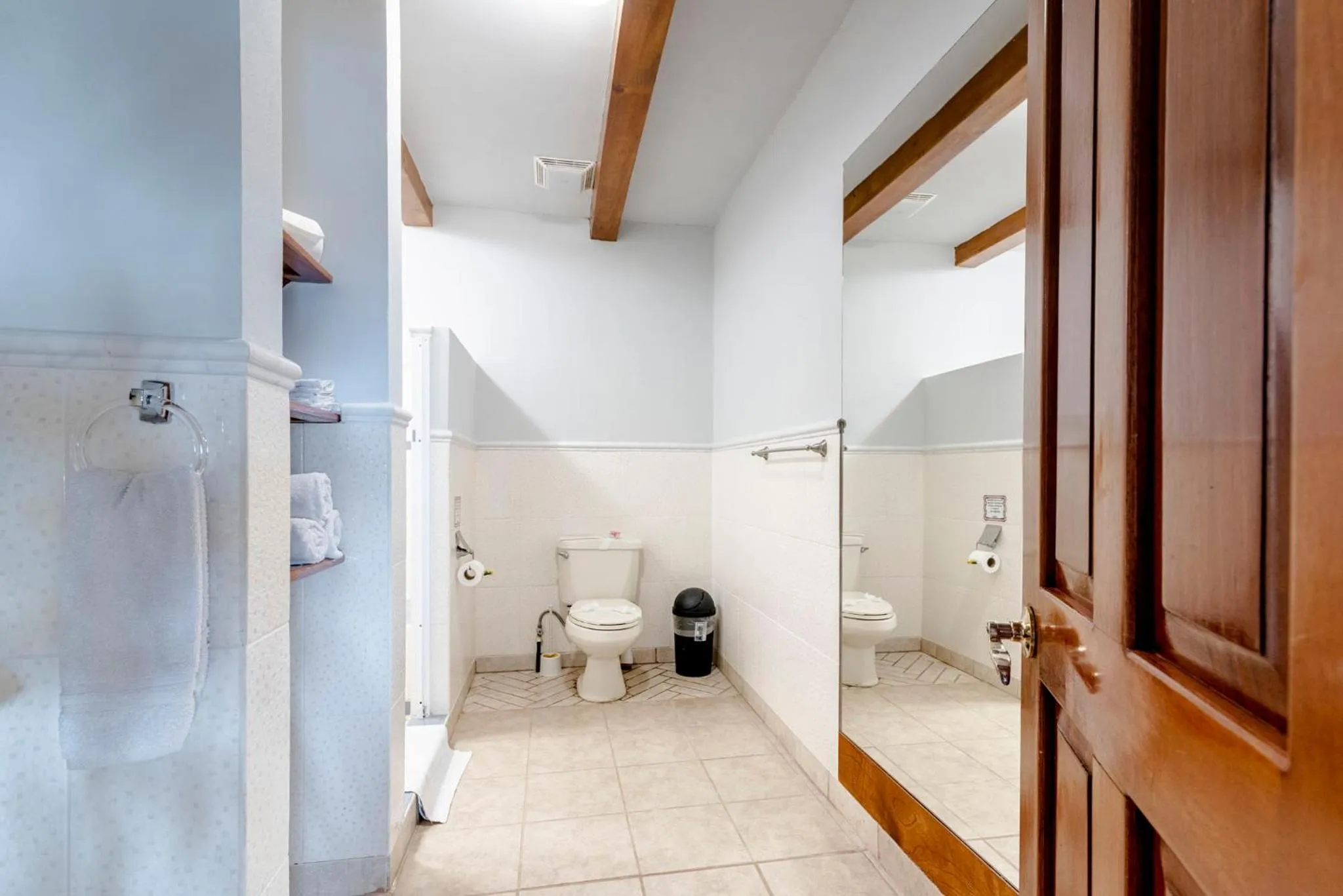 Bathroom in Villas Alturas