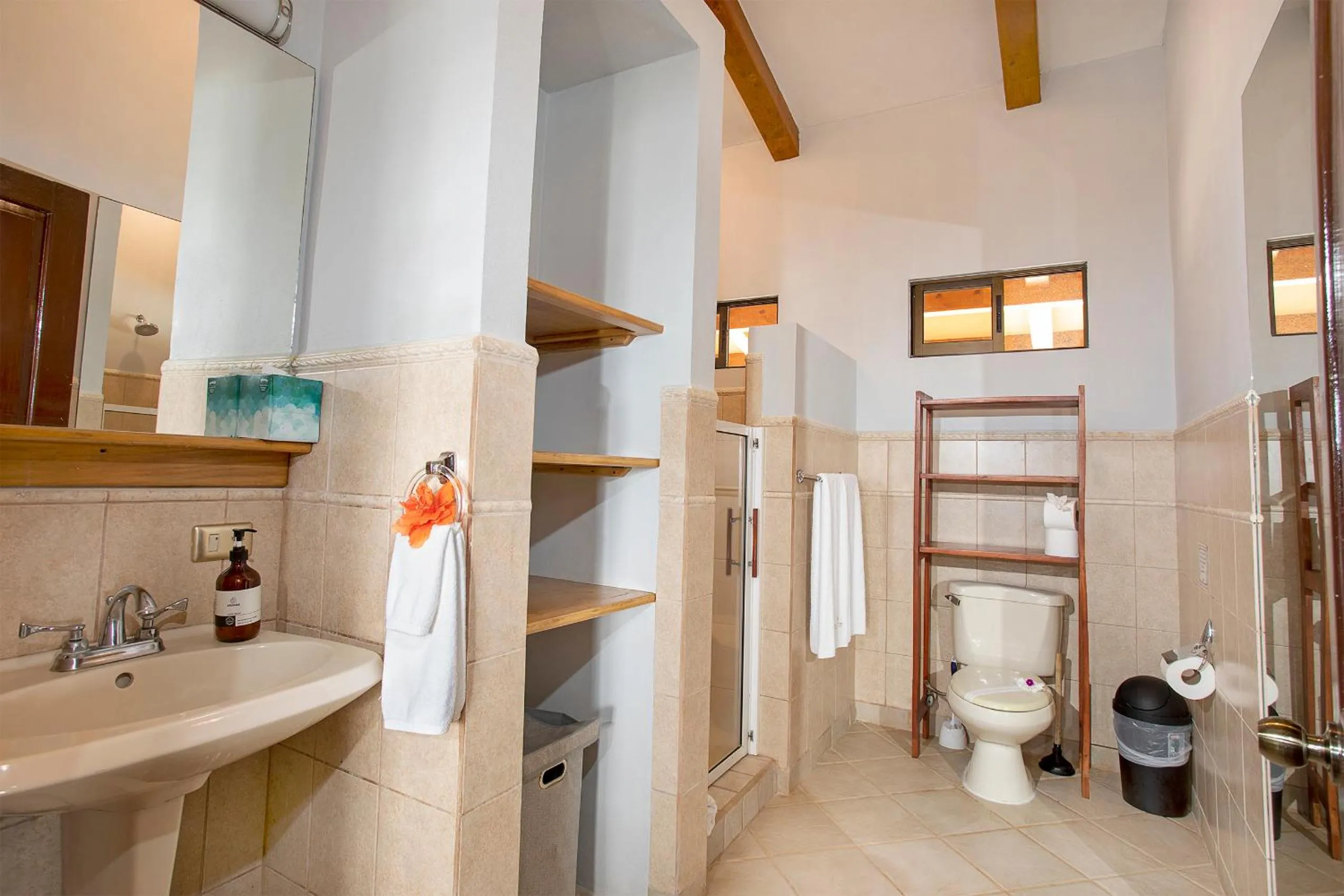 Bathroom in Villas Alturas