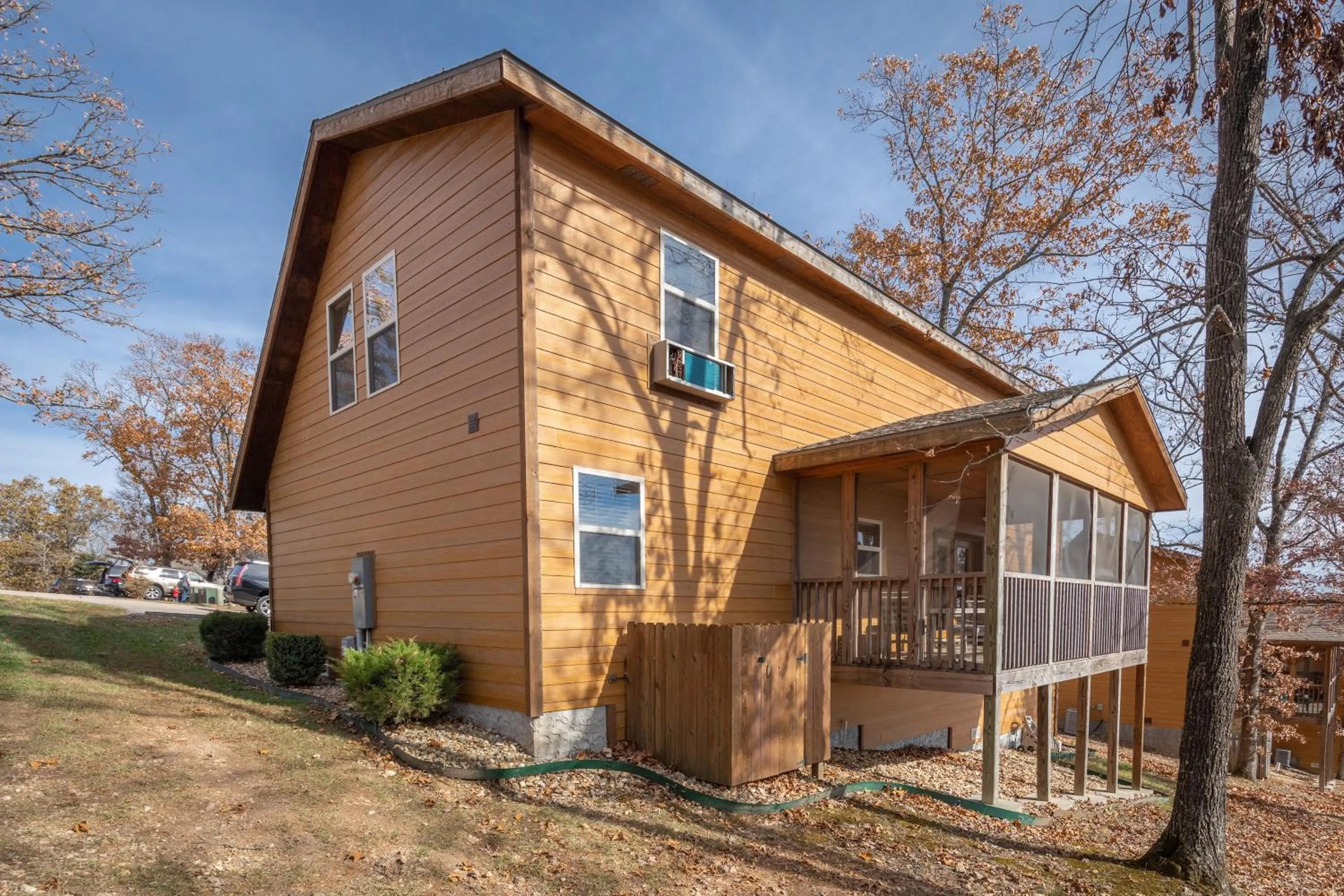Property building in The Lodges at Table Rock