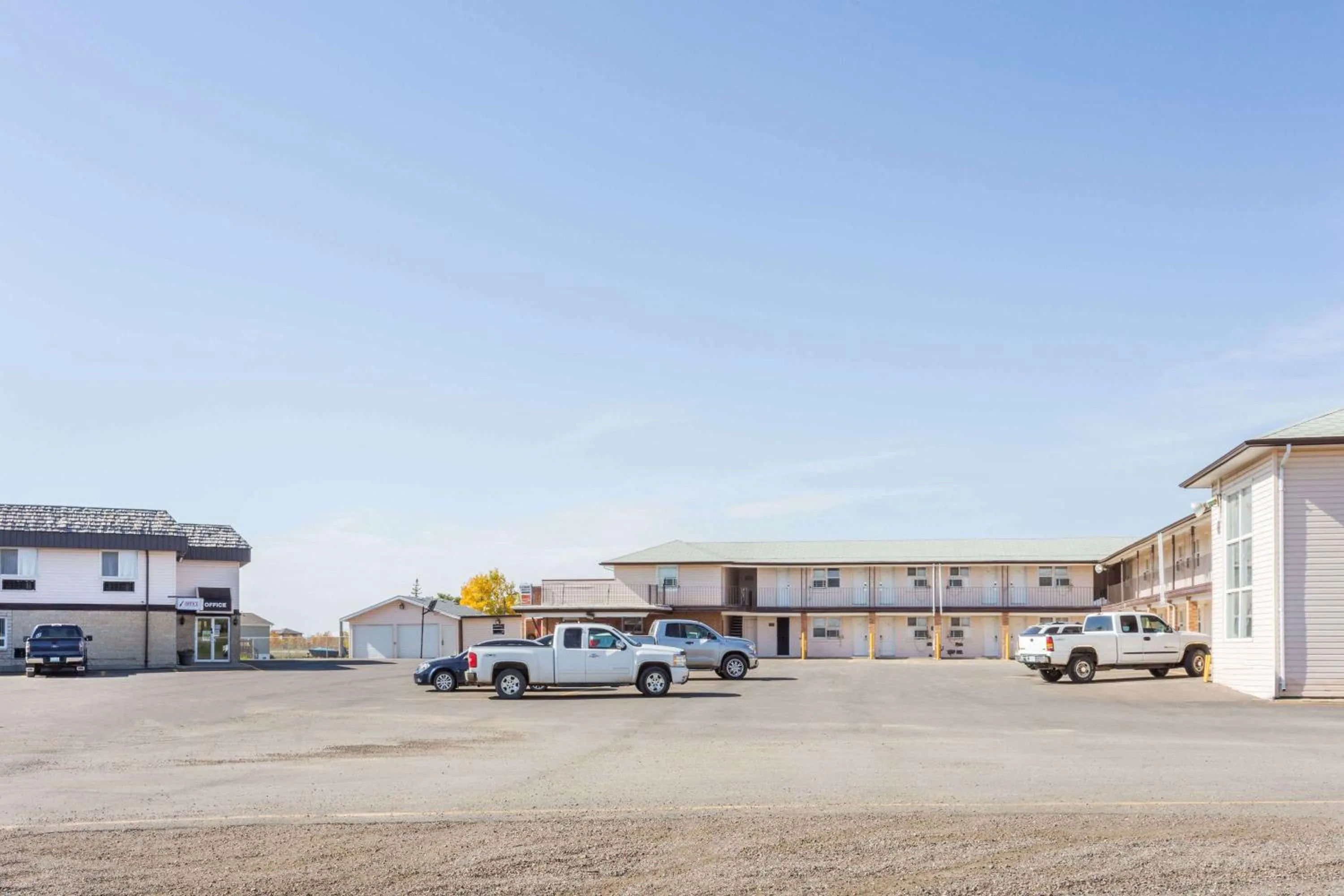 Property building in MOOSEJAW INN